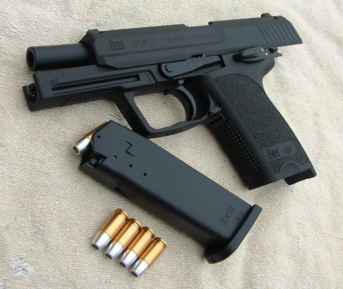 9 mm go bang. HK USP Compact 9mm 19. HK USP 45 Tactical Silencer. HK USP 9мм.