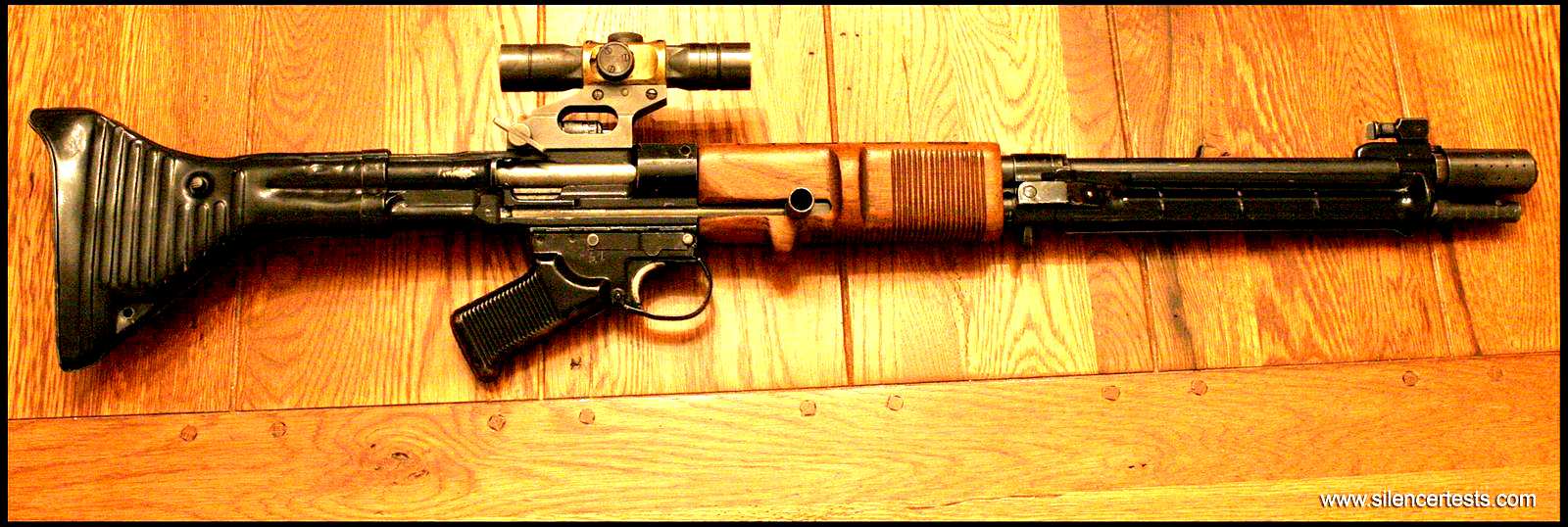 Типа мп. Немецкая автоматическая винтовка FG 42. Немецкая винтовка ФГ 42. Штурмовая винтовка FG-42. Немецкая десантная винтовка FG-42.