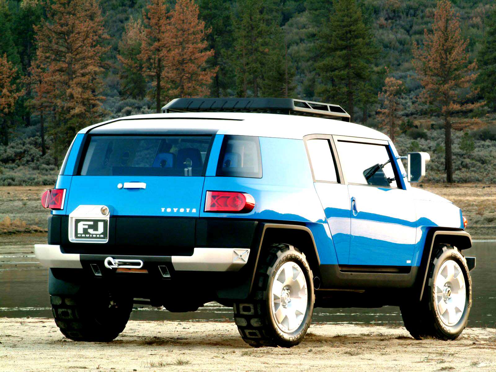 Форум машины. Toyota FJ Cruiser 2019. Toyota FJ Cruiser 2003. Toyota FJ Cruiser Concept. Toyota FJ Cruiser концепт 2003.