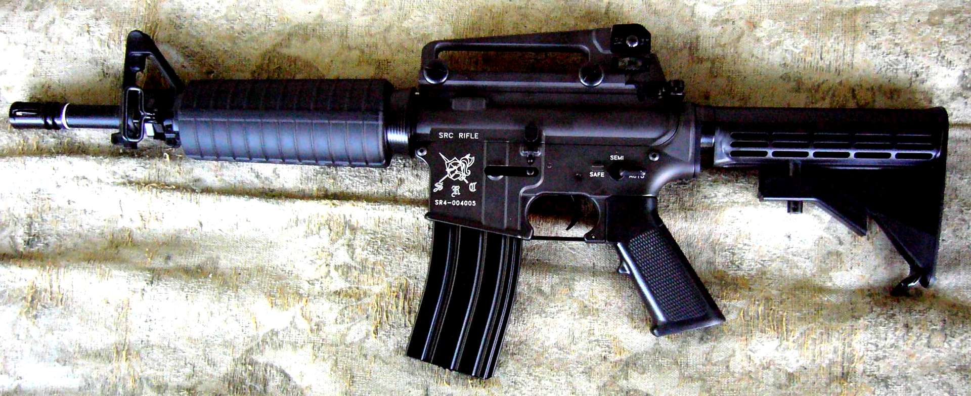 М 16 в россии. M-16 штурмовая винтовка. M16 винтовка. Американская штурмовая винтовка м16. Американская штурмовая винтовка м16 Калибр.