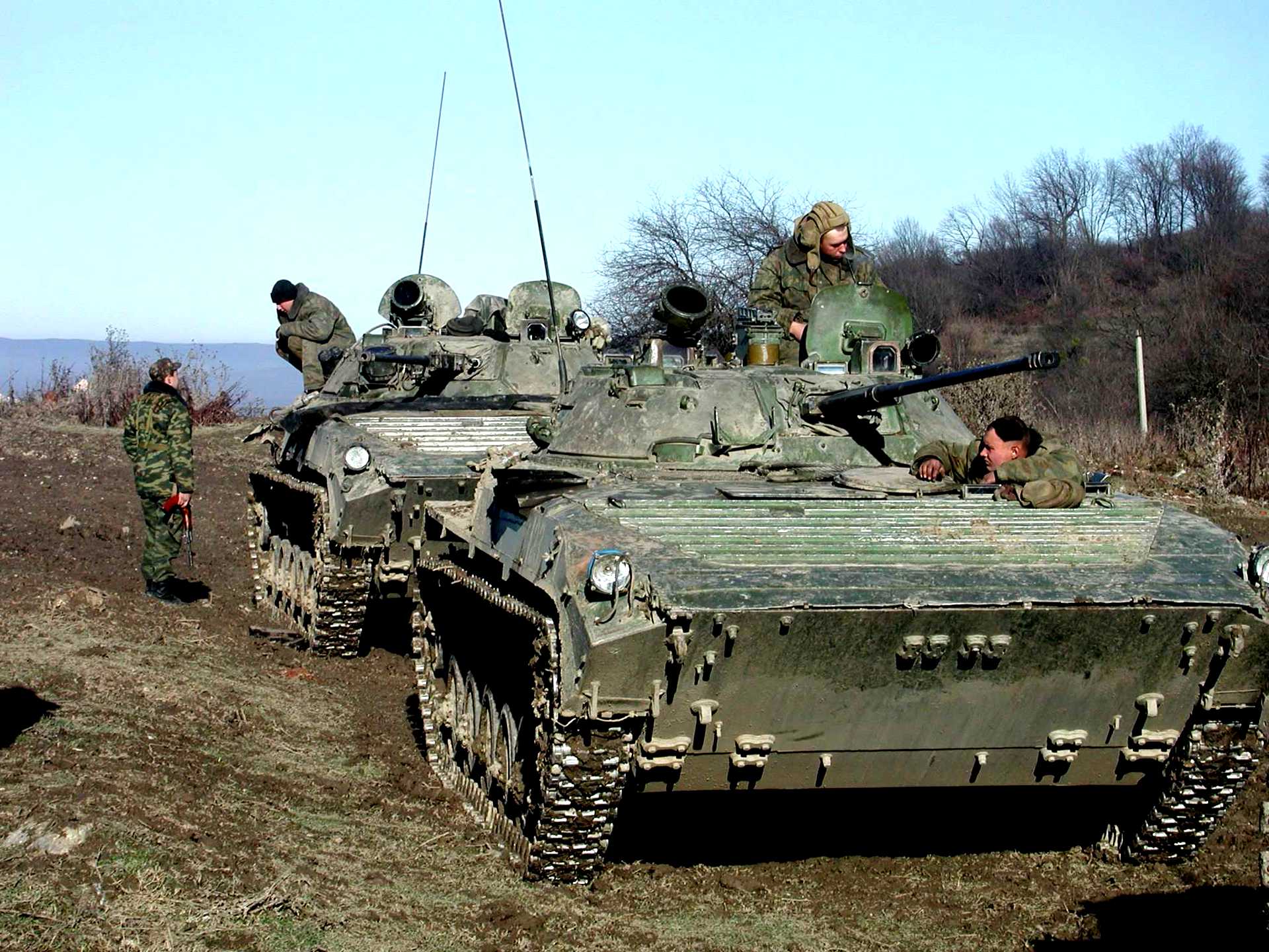 Видео боев бмп. БМП-2 В Чечне. БМП 2 ВДВ. БМП-1 В Чечне. БМП-2 В первую чеченскую.