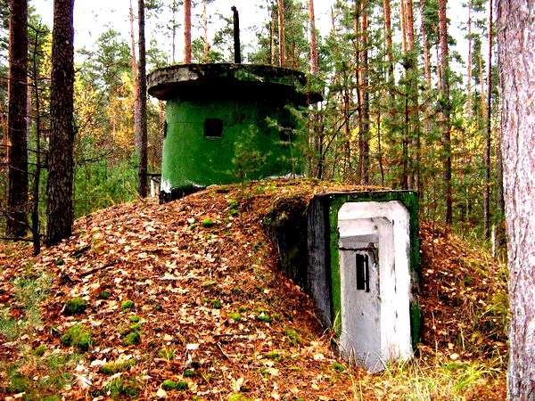 П 100. 41-Й авиационный полигон (Мерлинский). Огневое сооружение РВСН. Огневая точка РВСН. Военные заградительные сооружения.