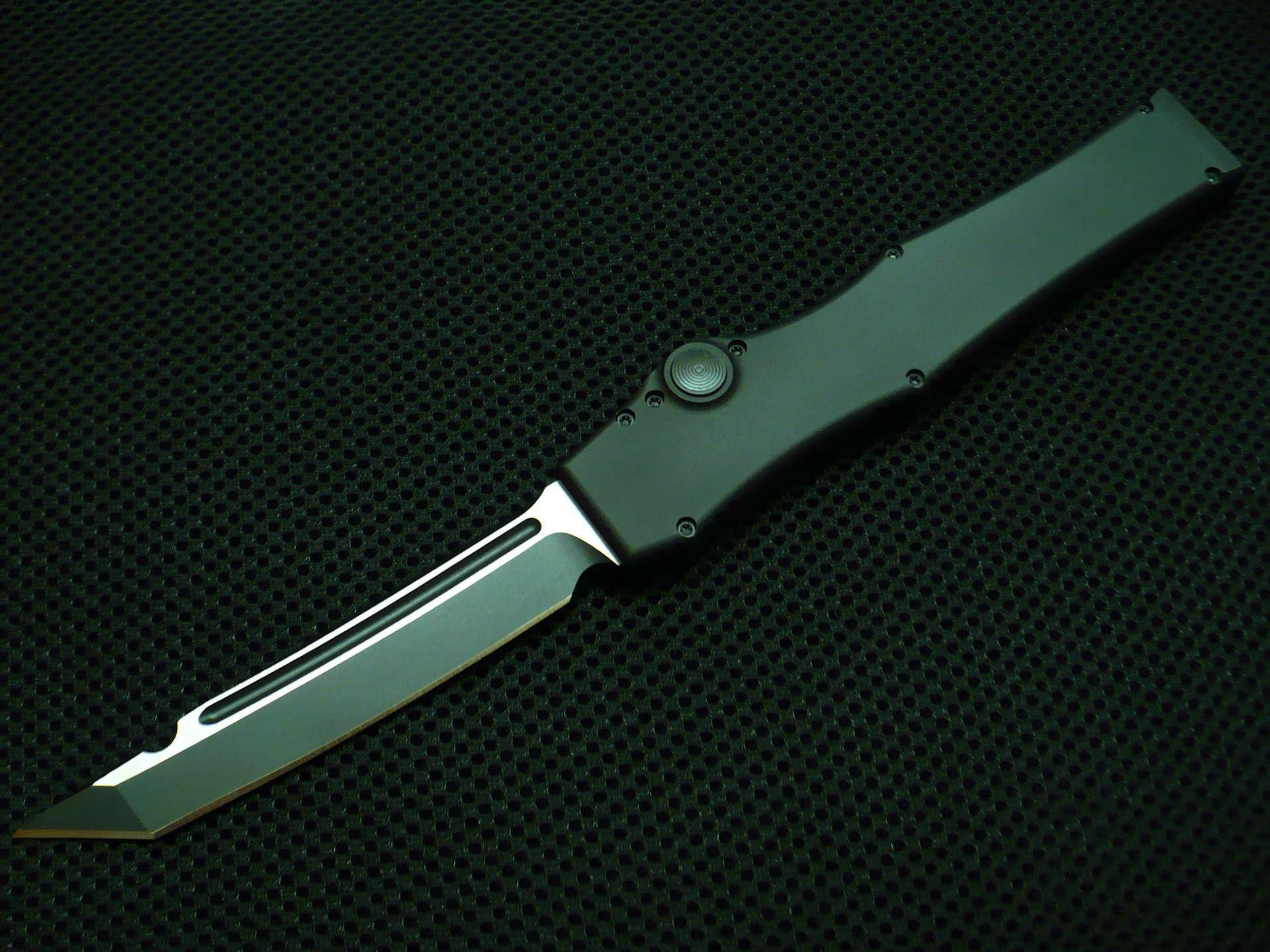 Microtech halo custom. Microtech ultratech. Фронтальный нож микротек. Микротек хало. Microtech 325.