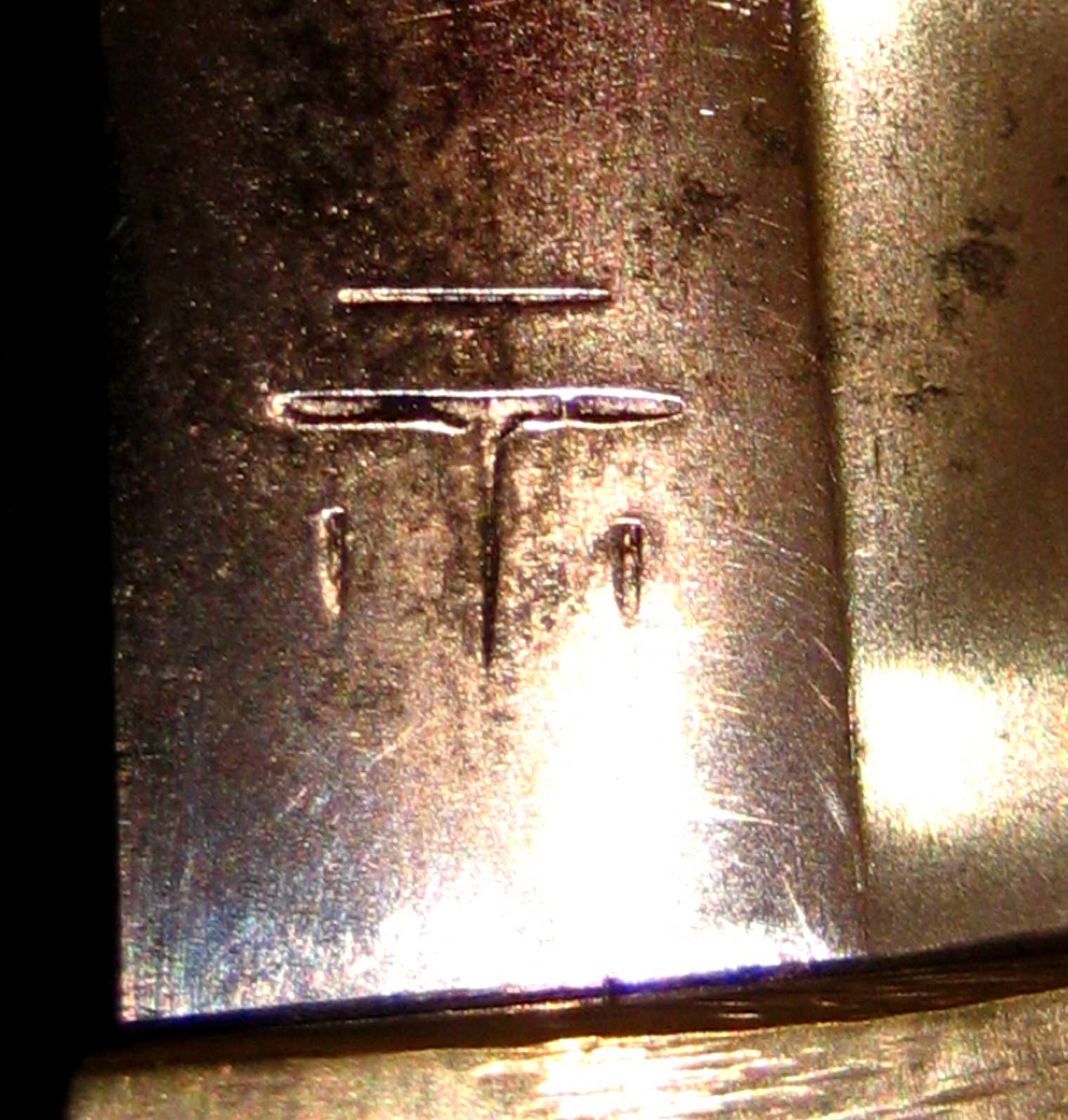 Клеймо ворсма завода. Клейма тульского завода штамп. Клеймо огня. Выбрасыватель бердан №2. Клейма на клинках.