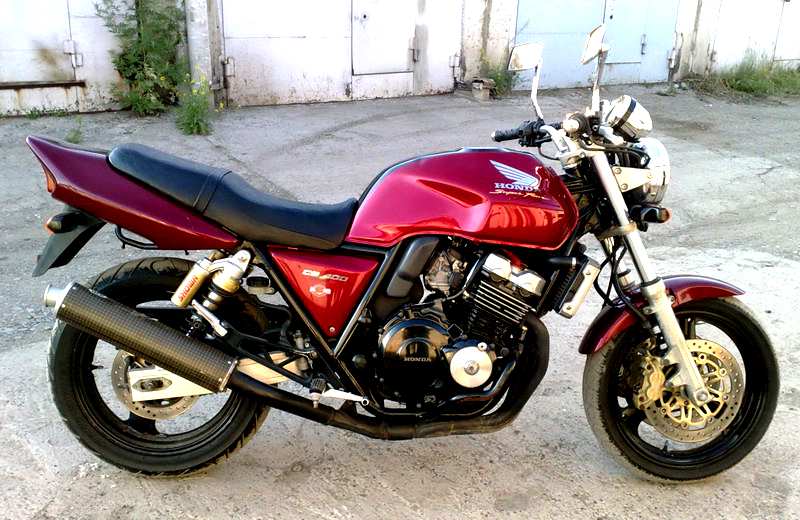 Модельный ряд CB 400