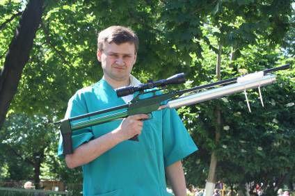 Ружье для дротиков. Мет. Пневматика стреломет пневматический. Шприцемет винтовка. С лазерн.