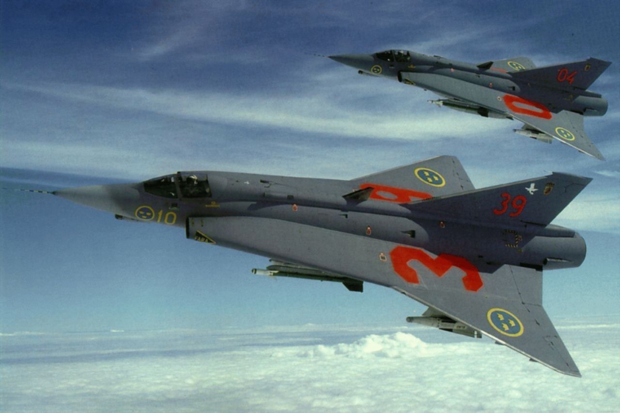 J 35.1. Saab 35. J-35 "Дракен". Самолет Сааб 35 Дракен. Шведский истребитель Saab j35.