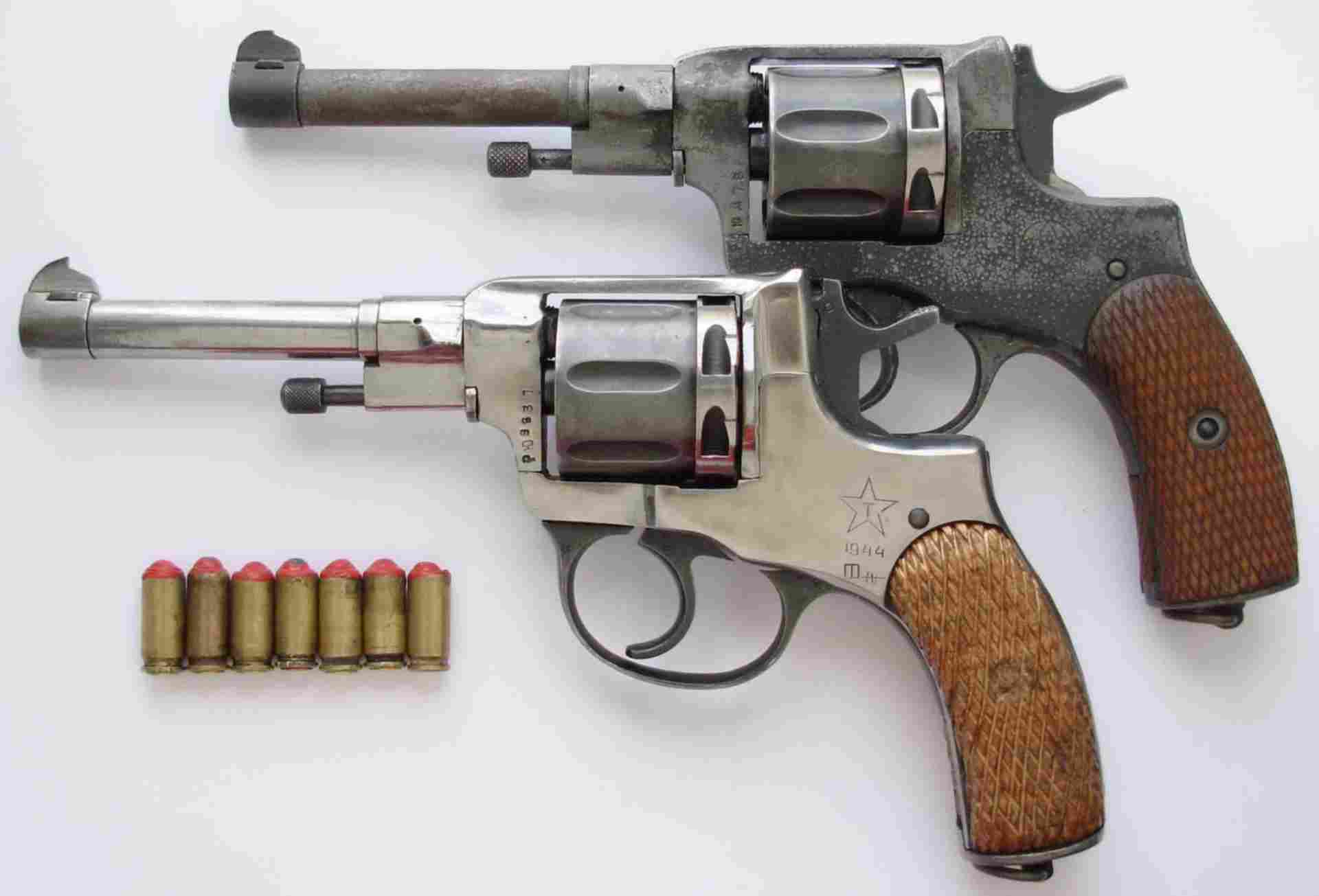 Самодельный патрон пистолета. Револьвер системы Нагана калибра 5.6. Револьвер Наган 1887 Калибр. Револьвер Наган калибра 5.6мм. Револьвер 22 калибра самоделки.
