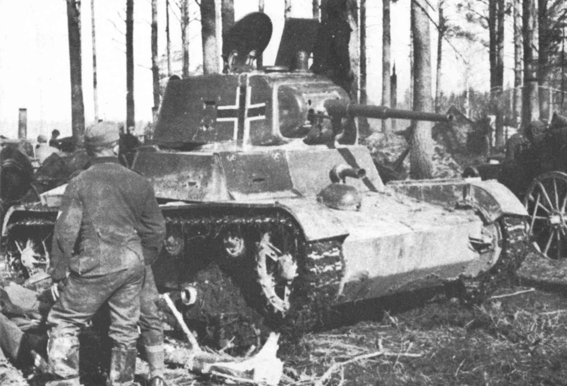 Техника 1939 года. Т 26 трофейный Вермахт. Т 26 на службе вермахта. Трофейные танки в Вермахте. Т 26 немецкий танк.