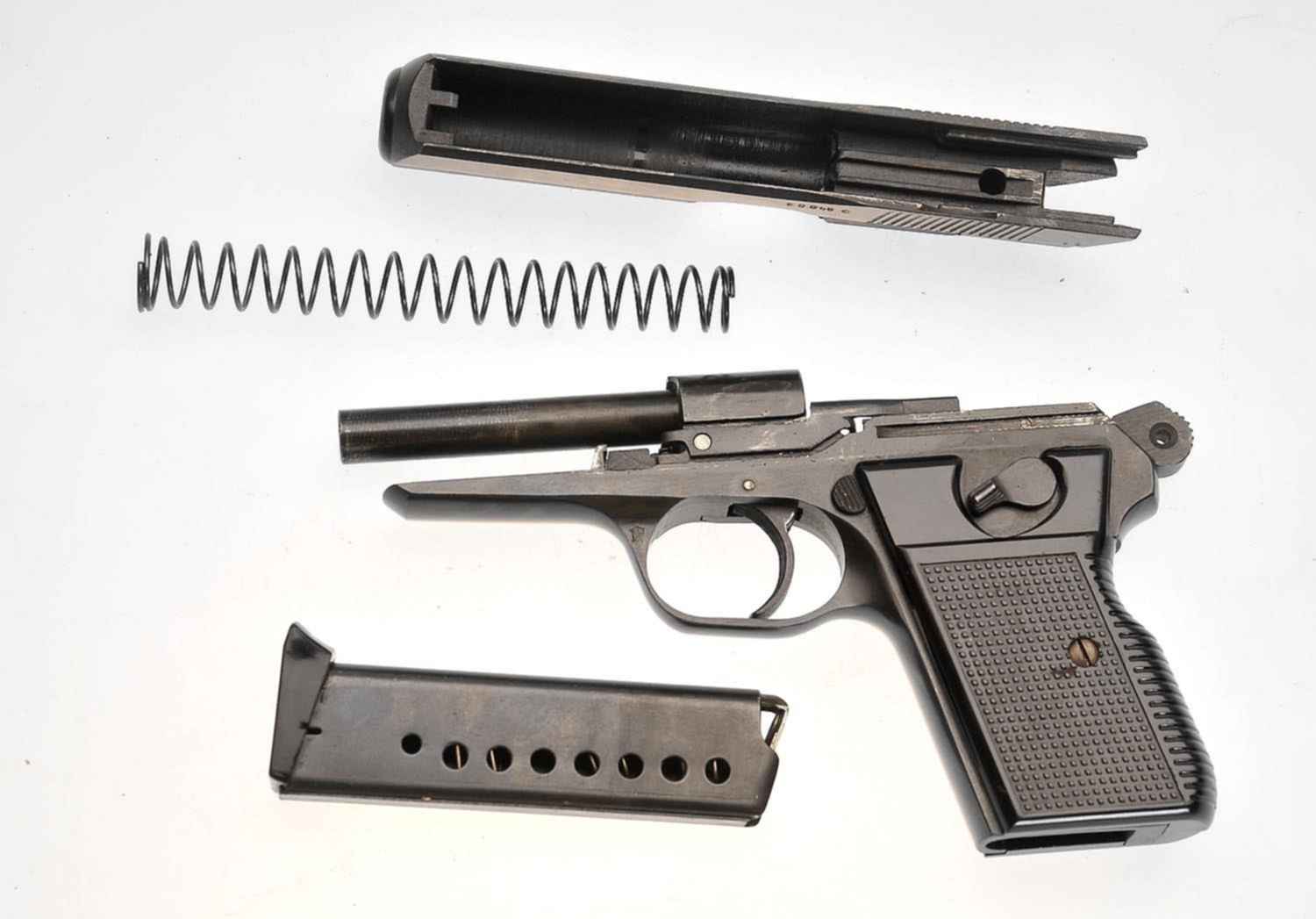 Продам макет чешского пистолета VZOR 70 cal 7.65 макет в отличном состоянии...