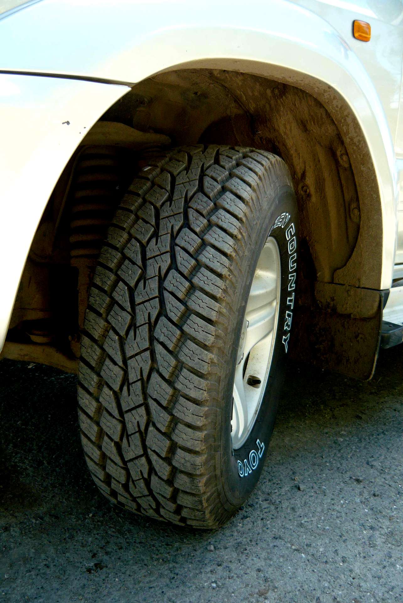 Ат на ниву. Тойо опен Кантри АТ. 235 65 17 Нива. Toyo open Country i/t 235/65 r17. АТ резина на ниву.