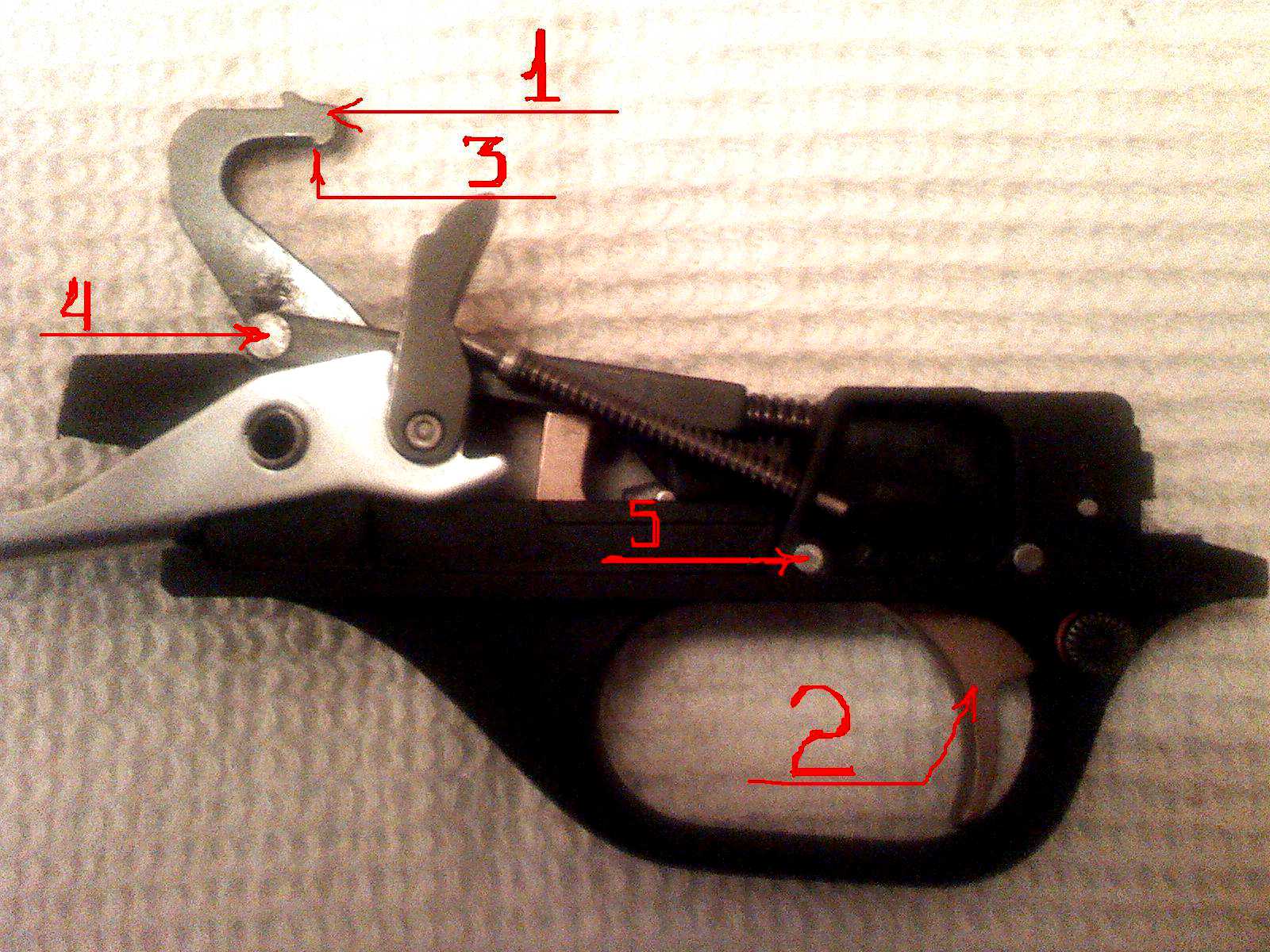 спусковой крючок в охотничьем. усм охотничьего ружья. спусковой крючок в охотничьем. спусковой механизм ружья иж 5. спусковой крючок для тигра.