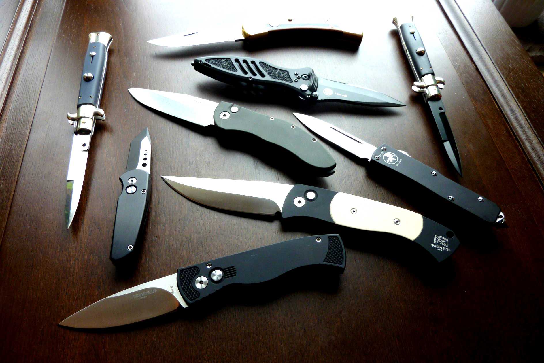 Китайские ножи. Ножей окончание. Ножи 90 х. Бандитский нож. Выкидной фронтальный нож 90х.