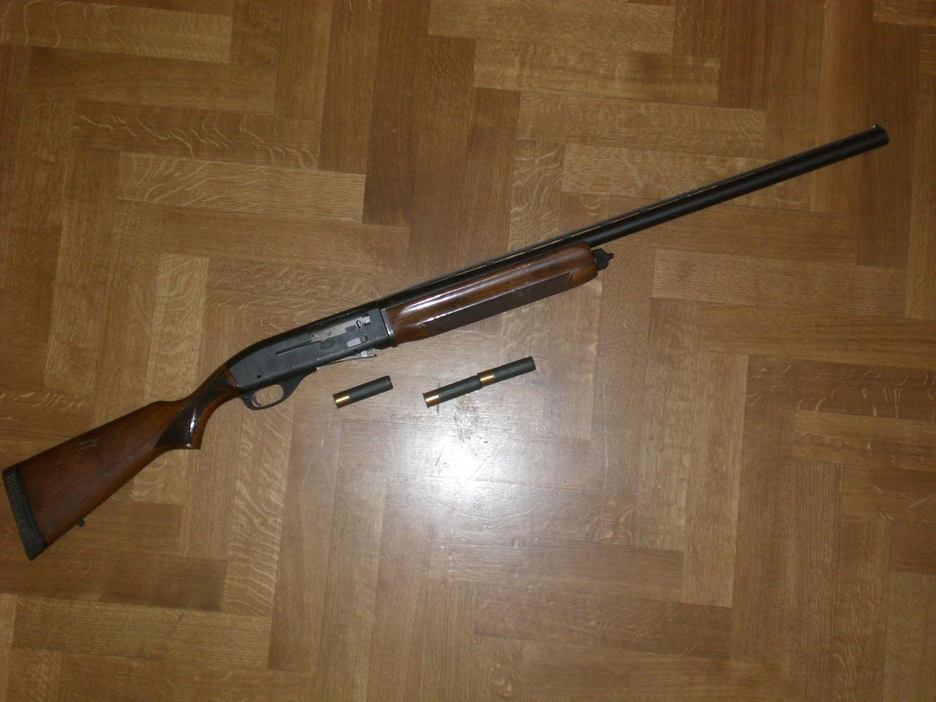 Ружье 10. Ружье 10 калибра. 10х89 Калибр. Remington 10 зарядное ружье. Дробовик 10 калибра.