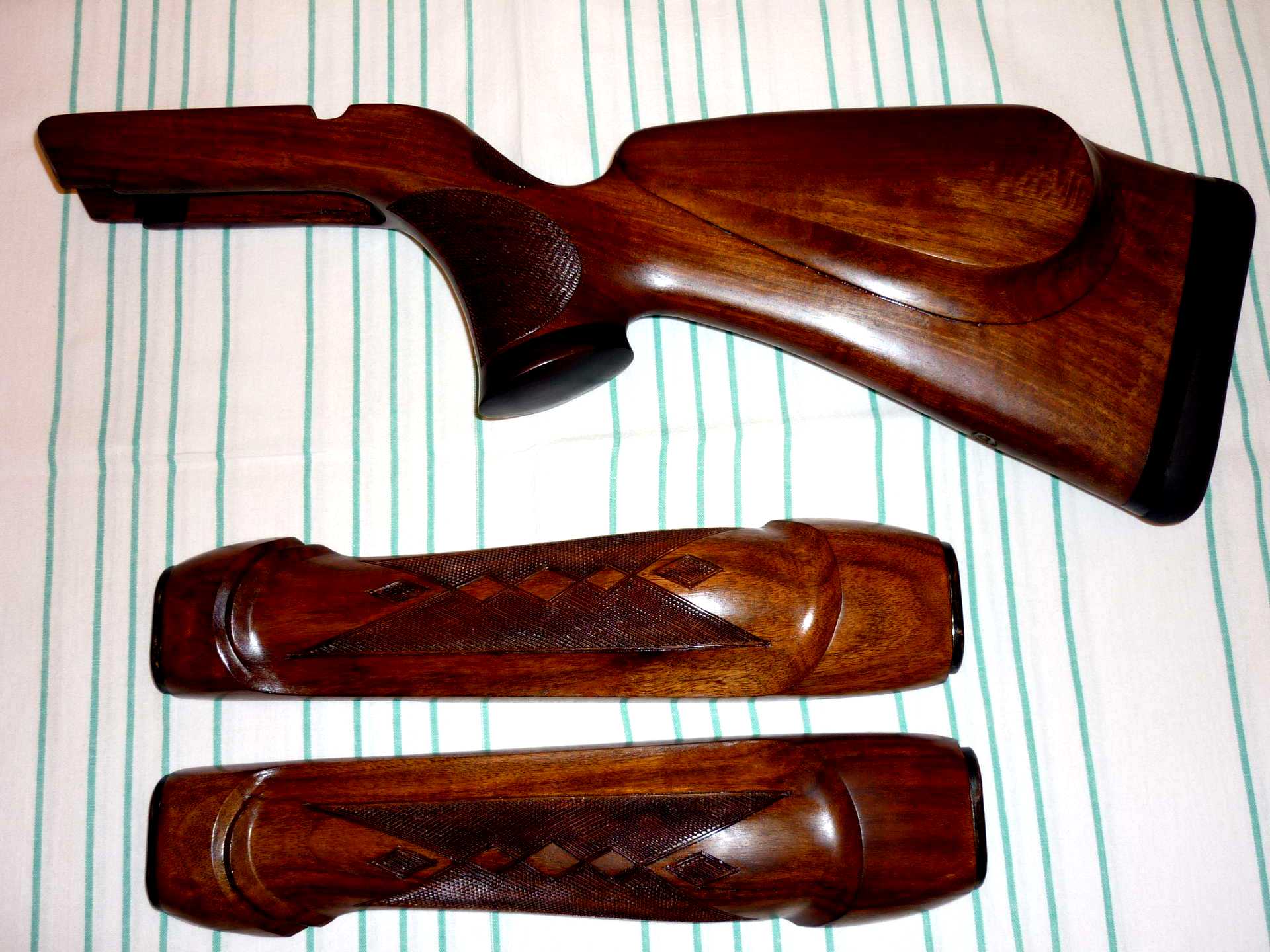 приклад и цевье на тигр. приклад на карабин. ложе скс орех монте карло. ложа для винтовки мосина. Mastergun ложи и приклады.