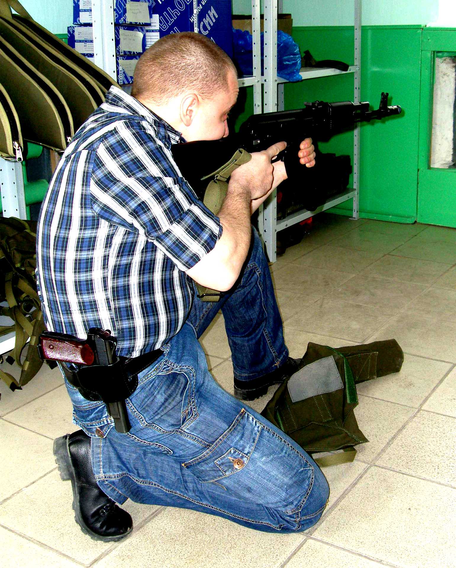 армейское оружие. аксессуары к военной экипировке. застава ижевск. стрелковое снаряжение. стрелковое оружие армии гдр.