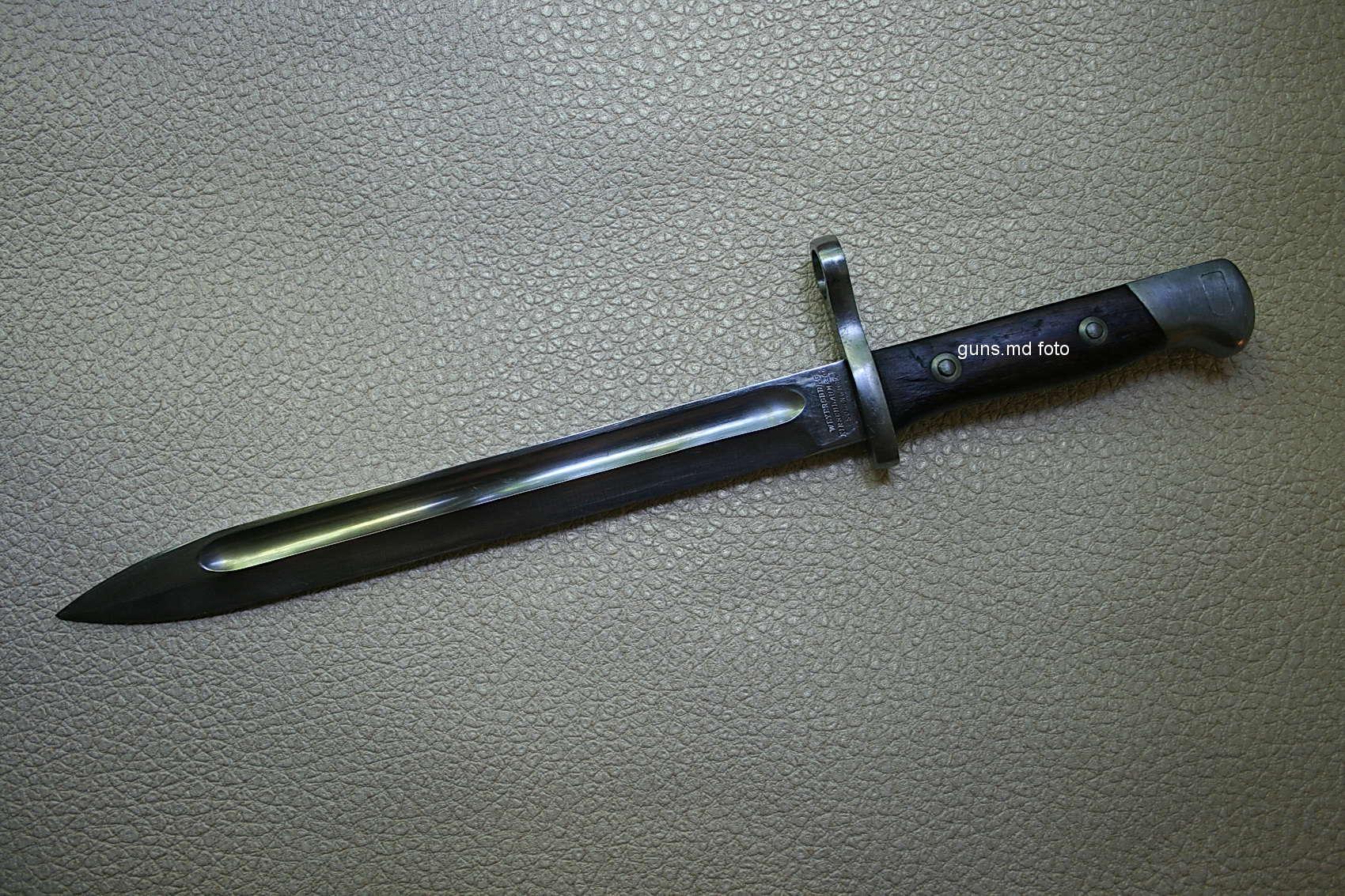 Четырехгранный штык 18 века. Штык бучер. Сабля против штыка. Штык нож 1912. Штык арисака байонет.
