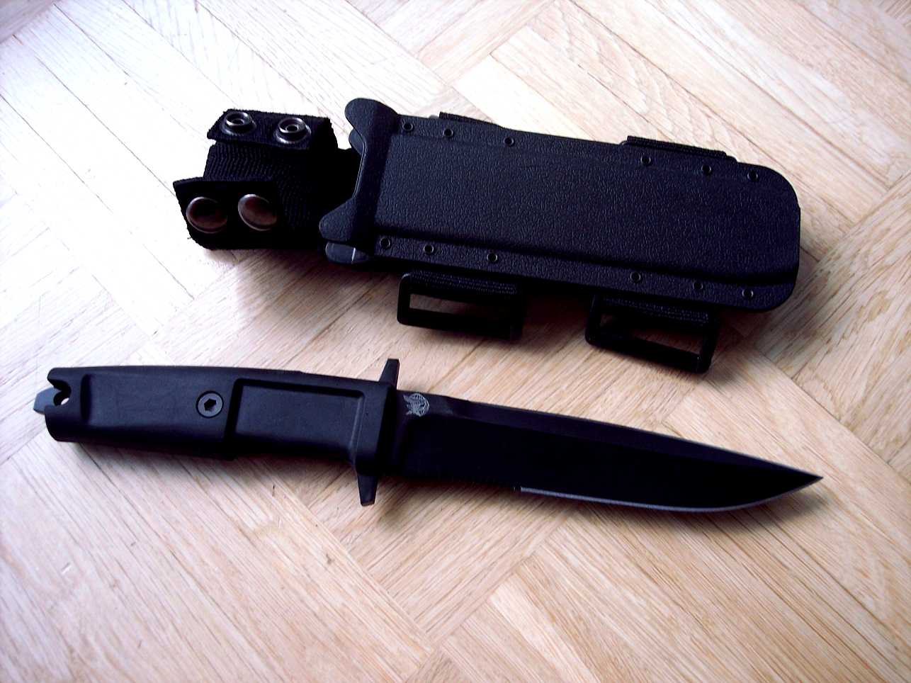 Col moschin. Нож extrema ratio c00360a. Extrema ratio logo. Col moschin нож. Складной нож extrema ratio.