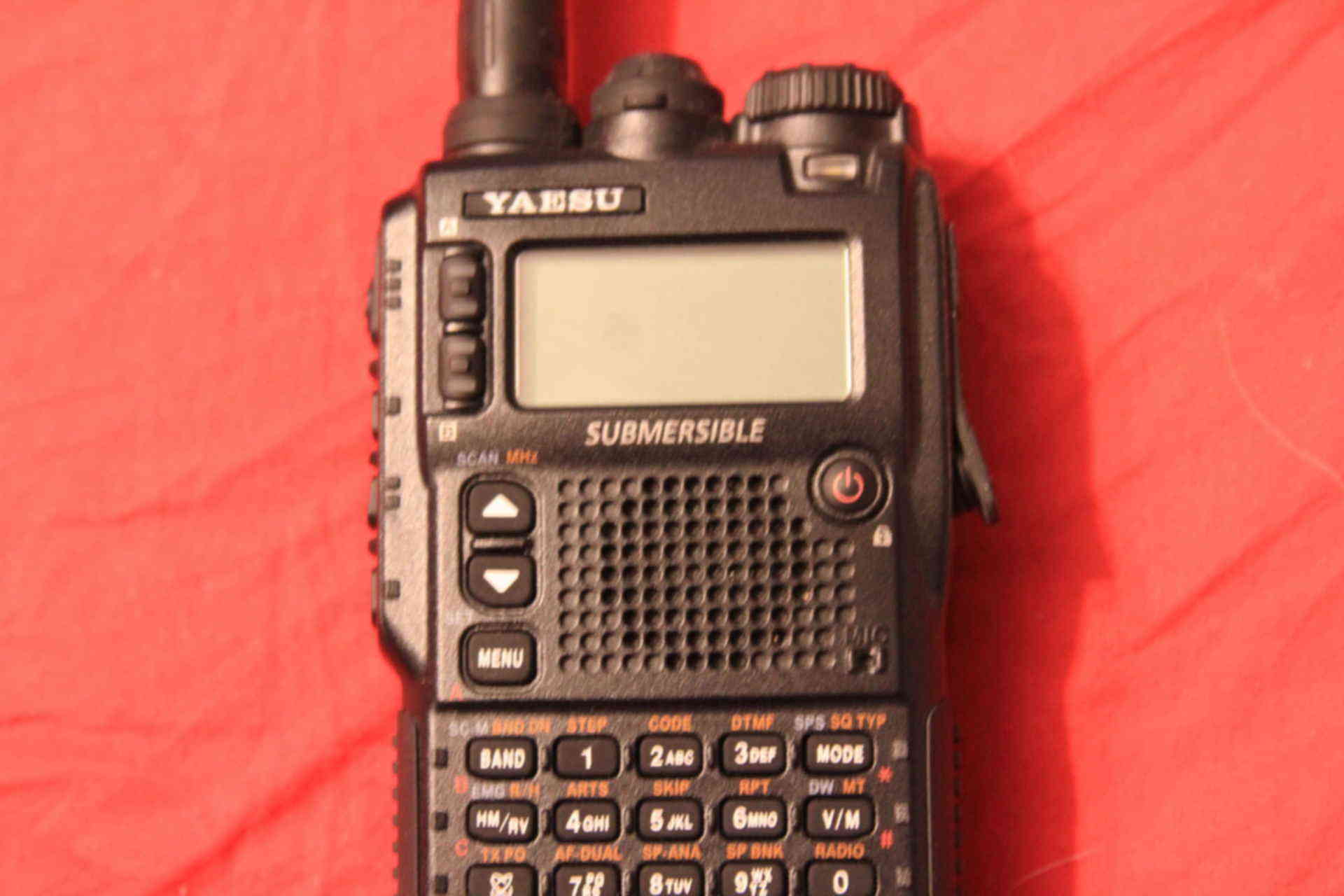 Vx 8 2. Yaesu VX-8. Yaesu VX-8dr. Yaesu VX-8dr коробка. Yaesu VX-10.