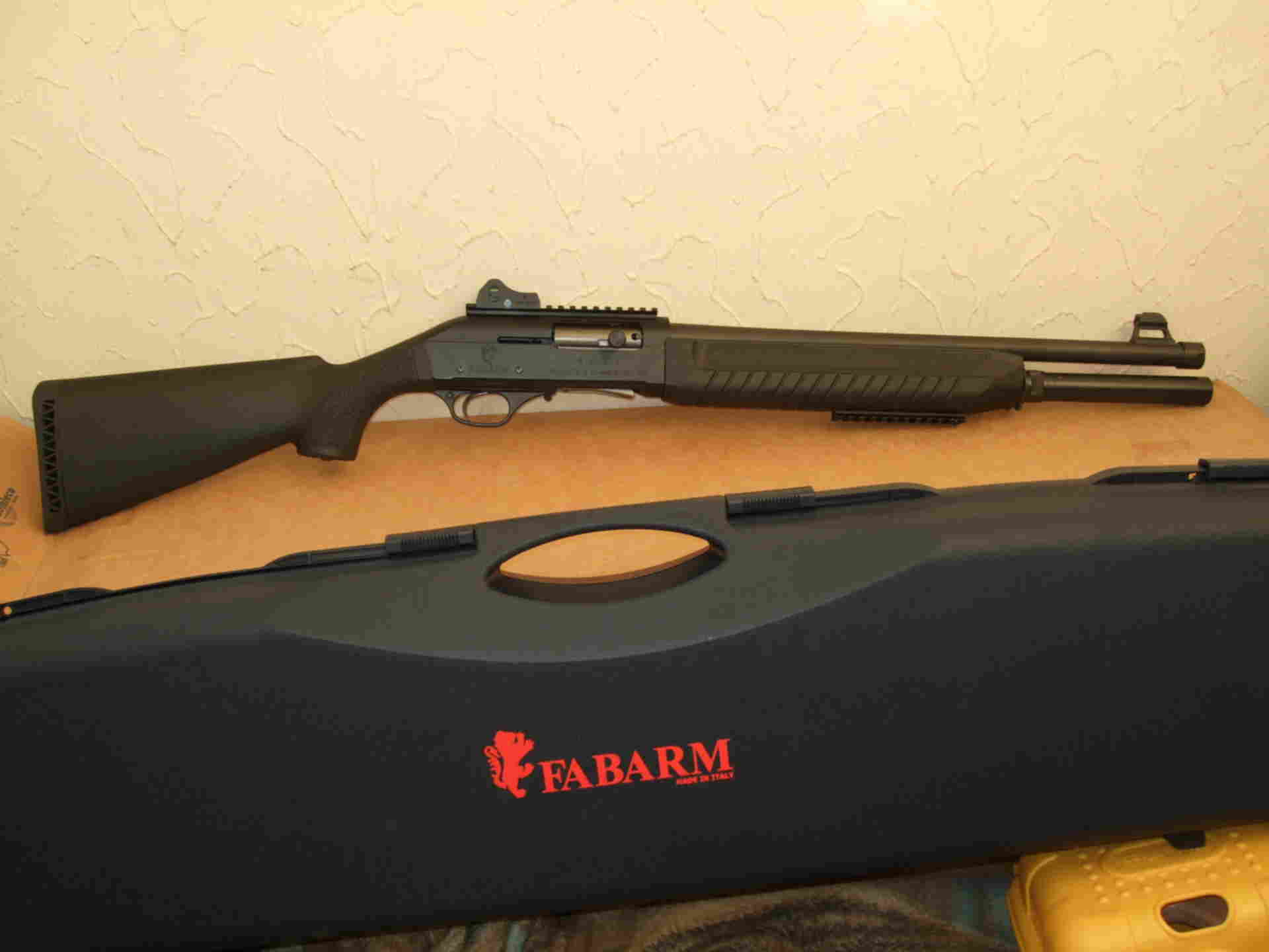 8 сар. Fabarm sat 8. Fabarm sat 8 Tactical. Fabarm sat-12. Fabarm sat 8 Pro Forces.