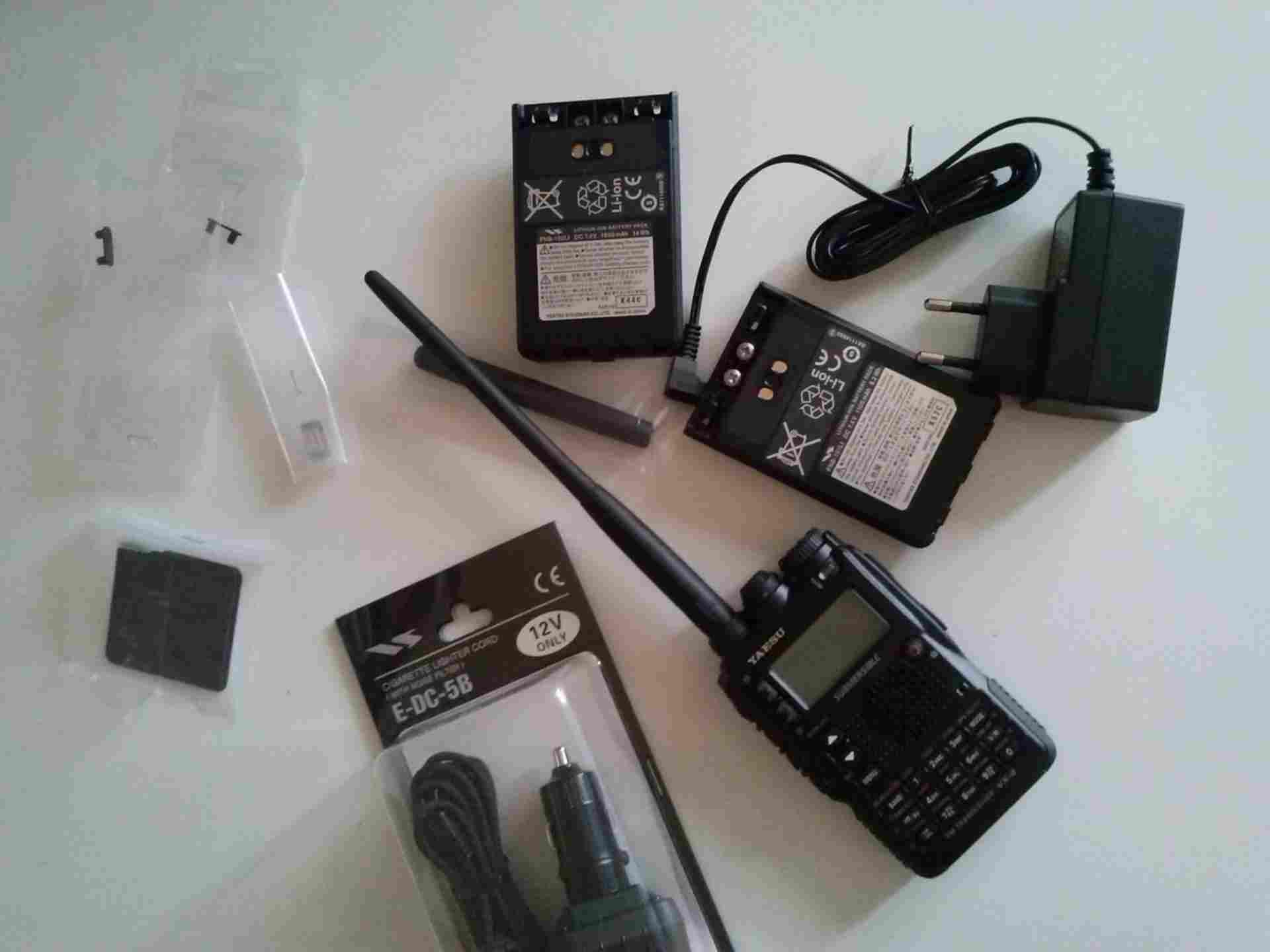 Vx 8 2. Yaesu VX-8dr. Yaesu VX-8. Рация Yaesu VX-8dr. Рация Эйсу VX 8dr/de.