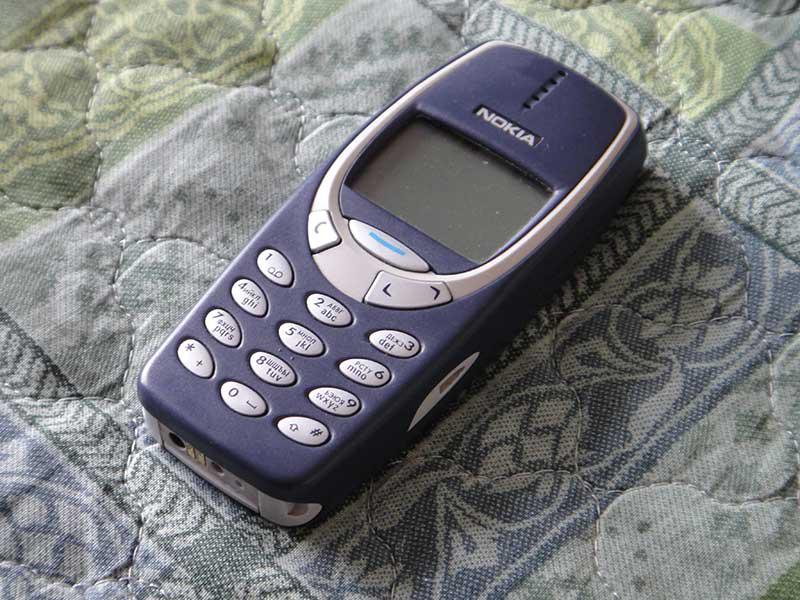 Фото старого нокиа. Nokia 3310 старый. Нокиа 3310 2001. Nokia 3310 1998. Нокиа 3310 Старая.
