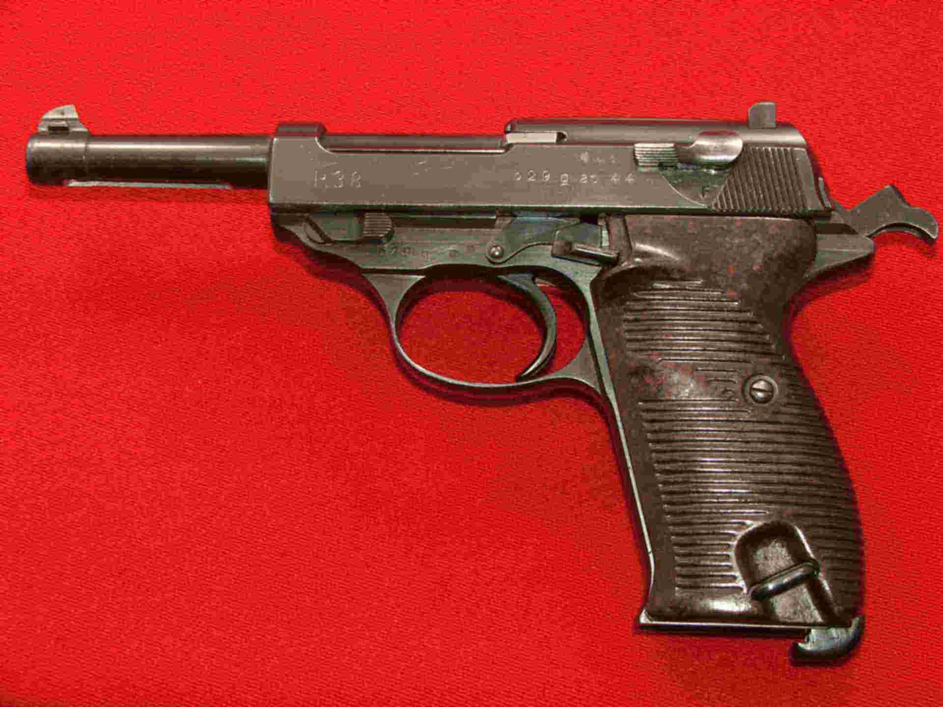История п 38 5 класс. Walther p38 пистолеты Германии.