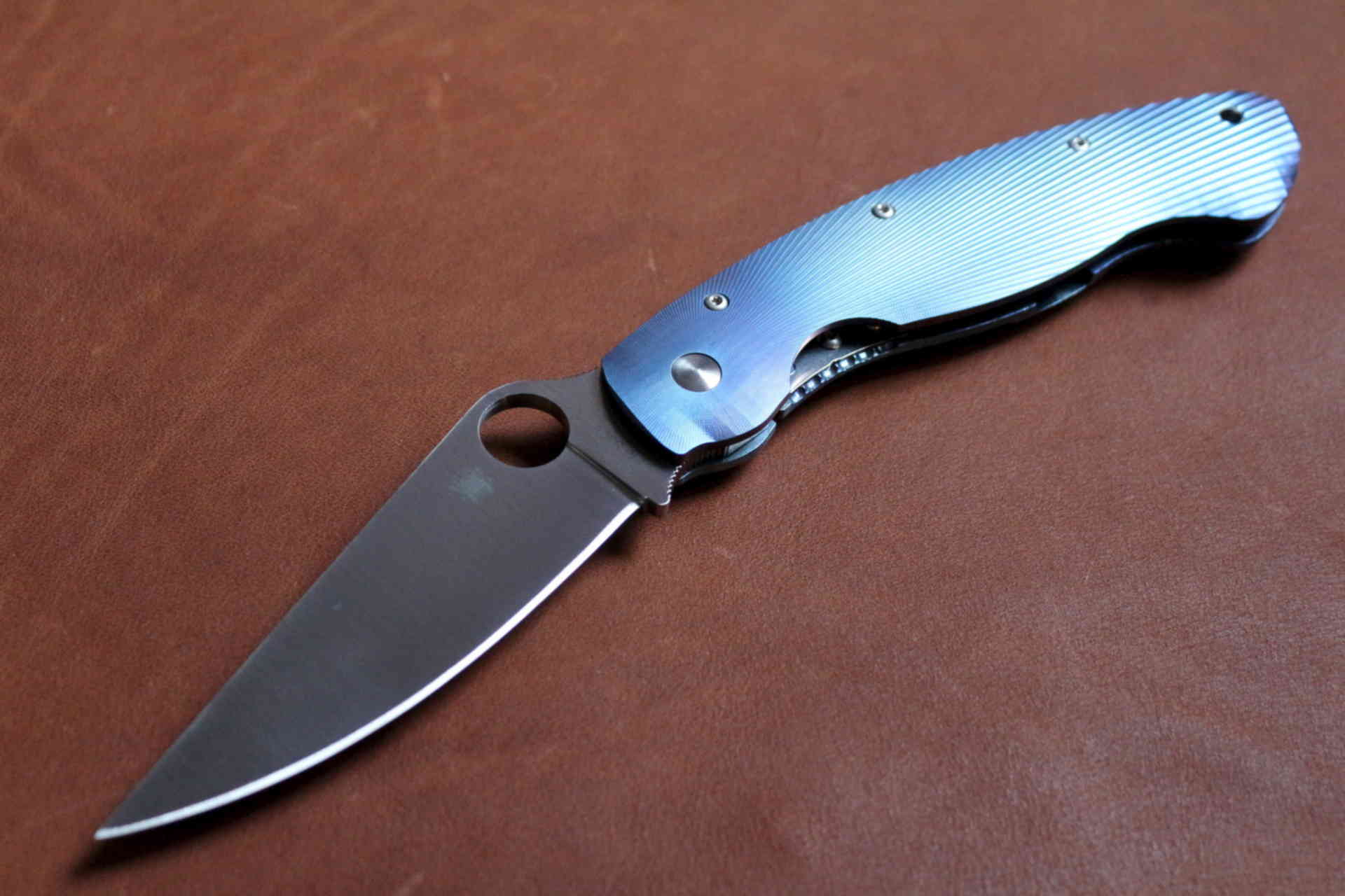 Spyderco CPM s30v. Spyderco 204p. Spyderco Military Titanium. Spyderco Merlin.