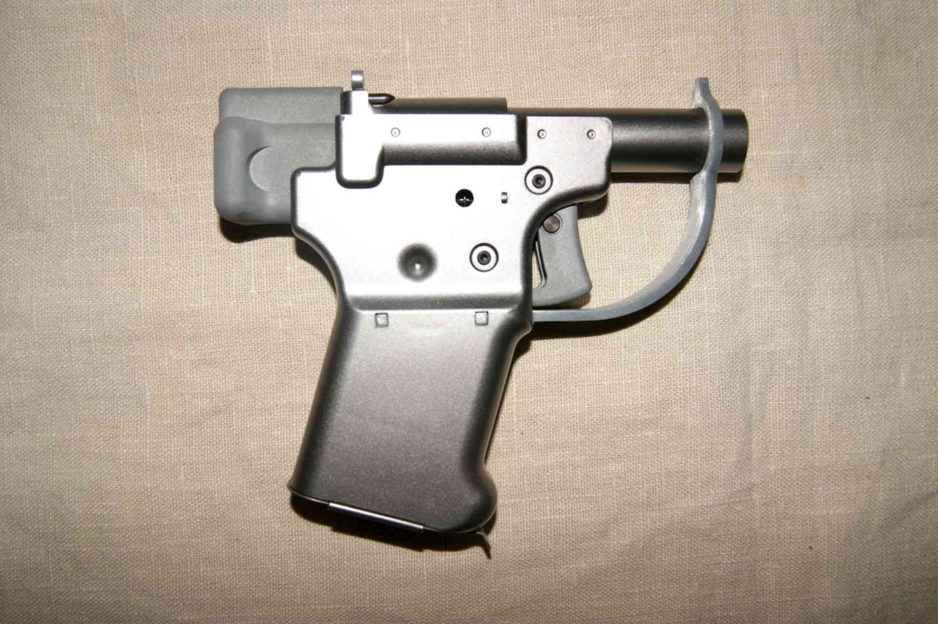 Продам модель пистолета "Liberator" .