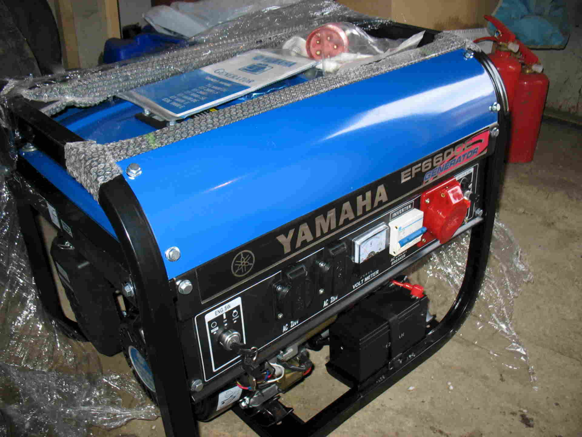 Генератор ямаха 5500 efw. Генератор Yamaha ef6600e. Бензогенератор Yamaha ef6600e. Yamaha Генератор 6600. Генератор Yamaha ef7600e.