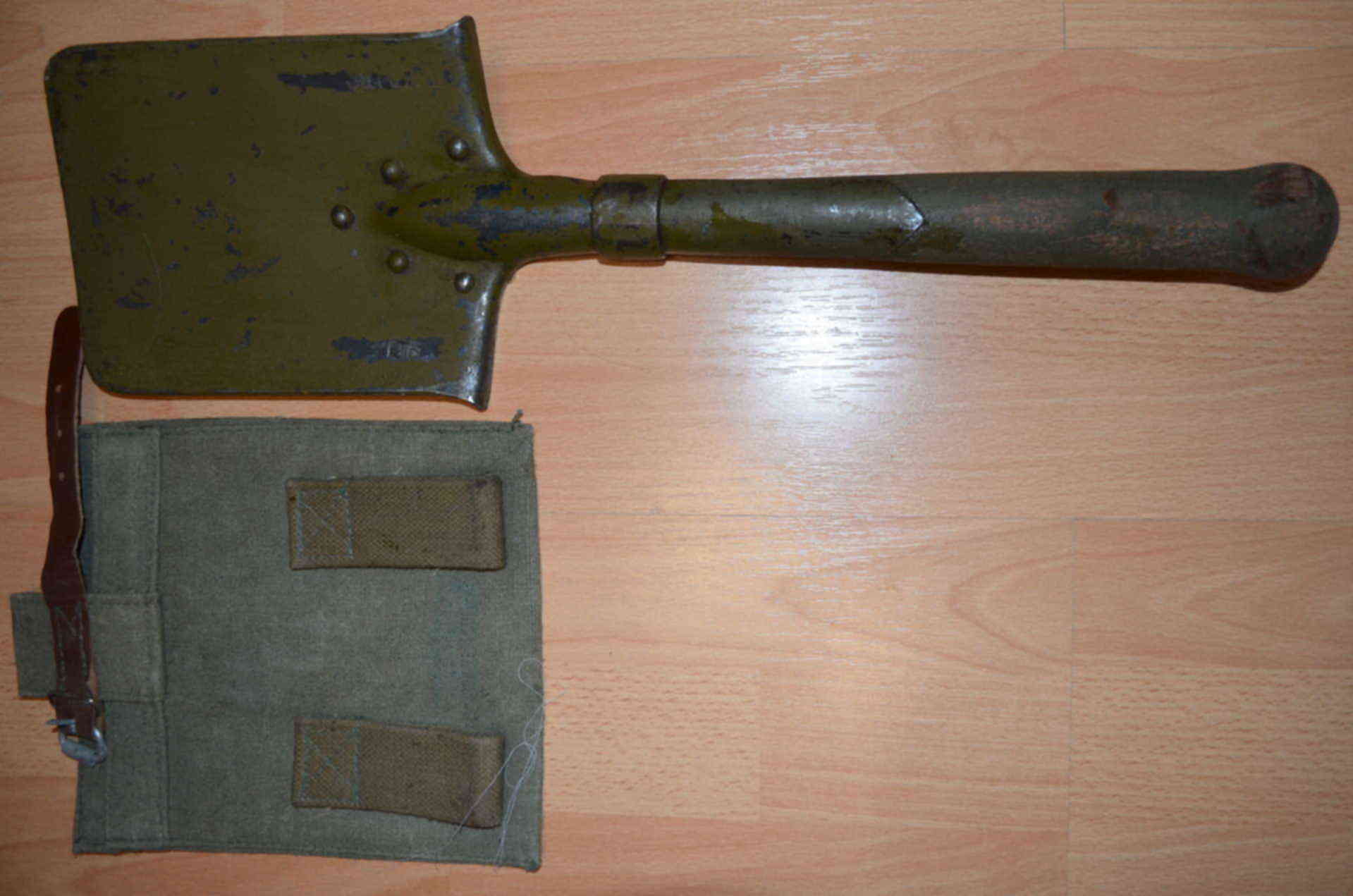 Мпл 12. Швейцарская саперная лопатка 1943. Швейцарская саперная лопатка. Саперная лопатка 1985 три елки. Лопатка саперная Шодуар.