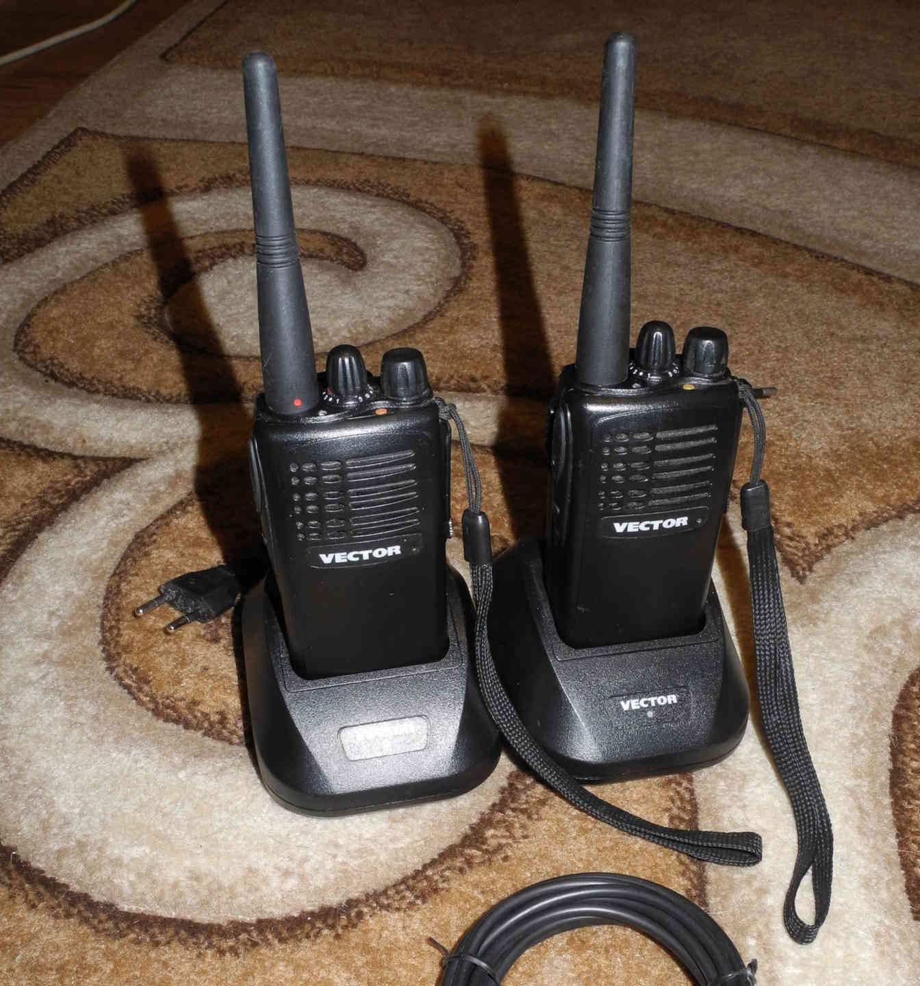 Vector vt-44 military #03. Зарядное устройство vector bc-44h. Радиостанция портативная vector vt-44. Рация vector vt-44 аккумулятор. Vector 44 master.