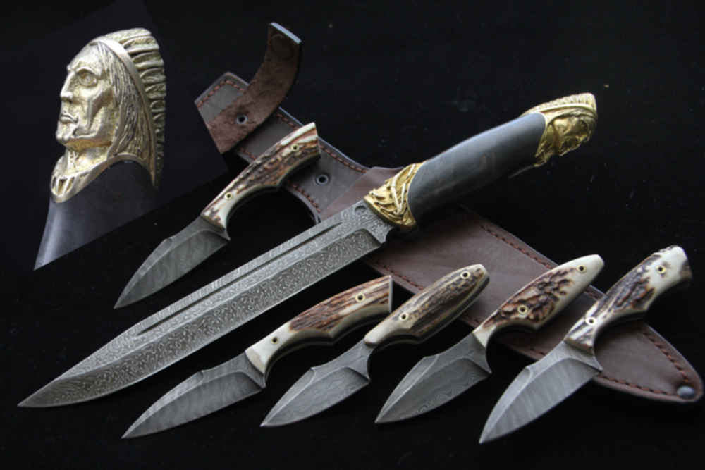 Оружия древних времен. Даггер кнайф ножи. Холодные оружия. Холодное клинковое оружие. Средневековый нож.