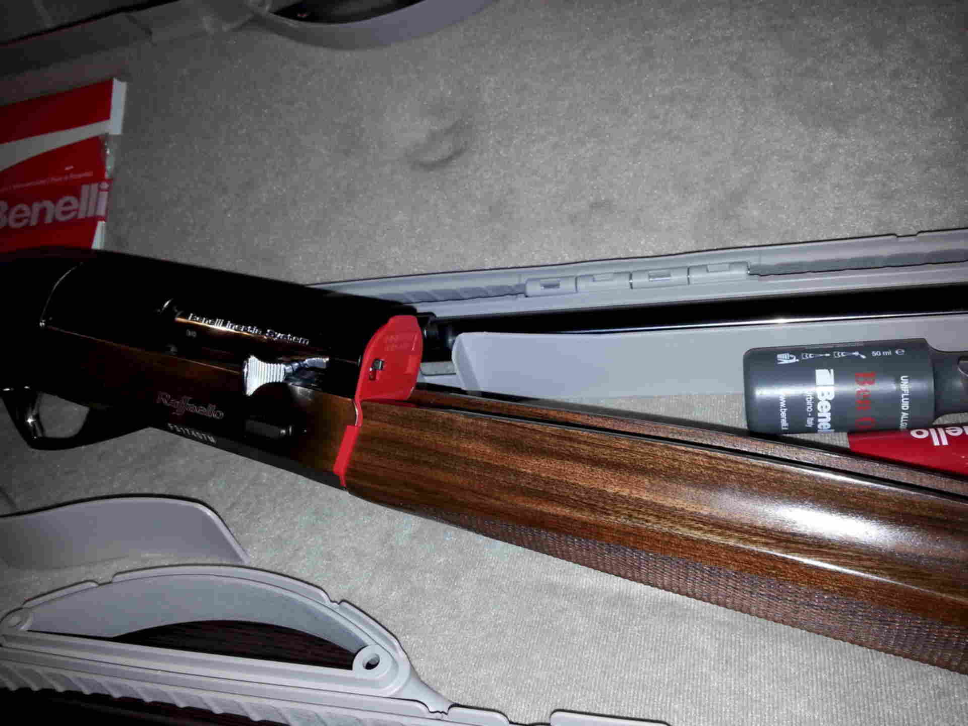 Benelli raffaello comfort. Бенелли рафаэлло комфорт. кейс benelli vinci. benelli vinci совпадение меток на стволе и затворной коробки.