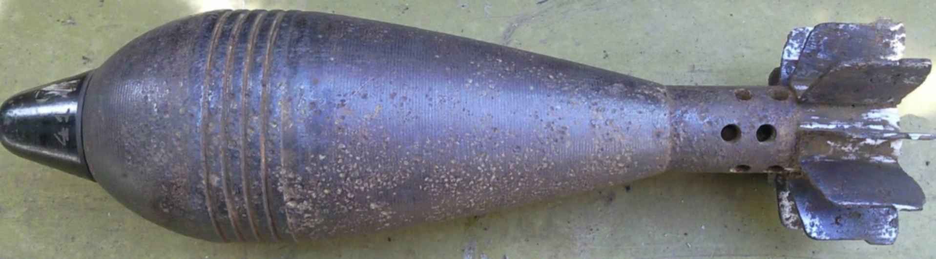 Мина 80 мм. Советская 80 мм минометная мина. Мина 80 мм СССР. Макет мины 120 мм СССР. Германская минометная мин 50мм и 80мм не деактивированная цена