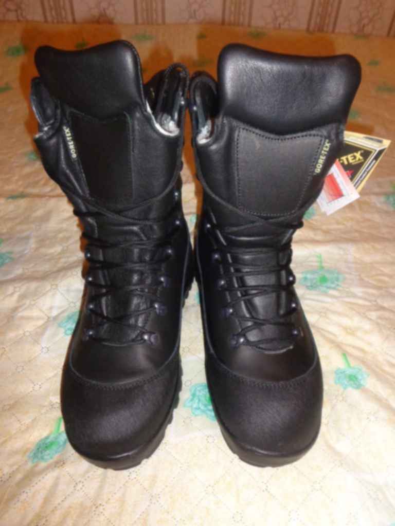 берцы кожаные черные lowa. берцы зимние 43. берцы "комбат" натуральный мех 43. берцы зимние бтк. берцы зимние 43.