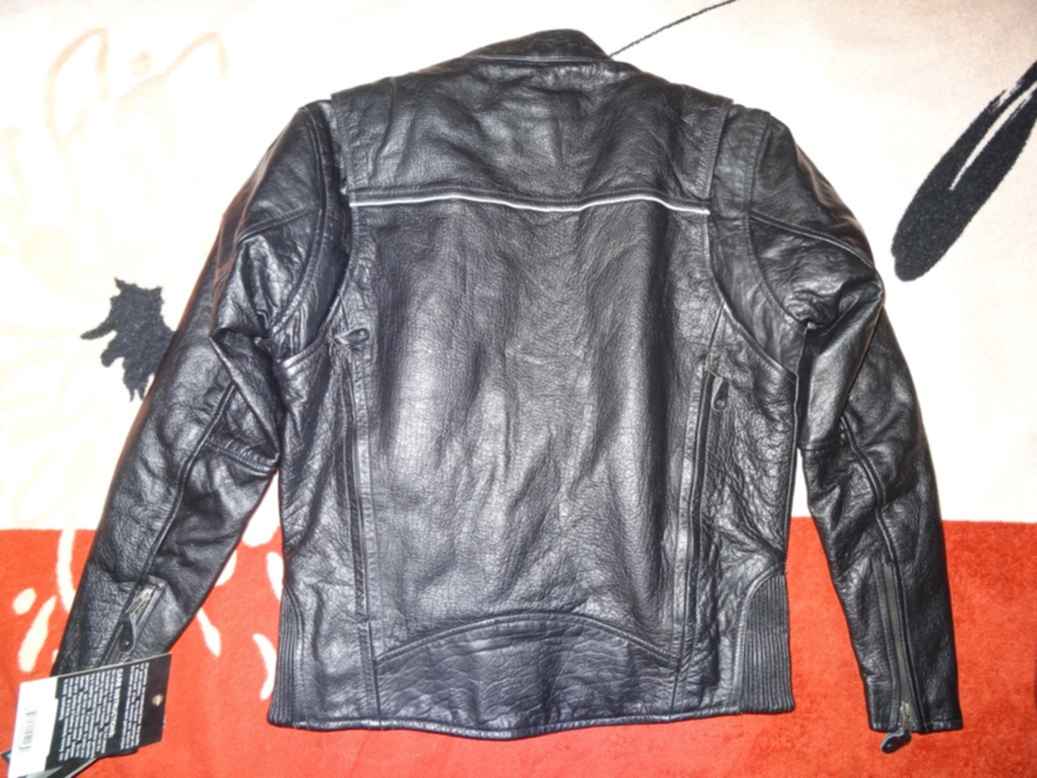 Belstaff tourmaster 500. Кожаная куртка 48 50. Кожаная куртка летная ркка. Куртка кожаная женская 48 50. Фаберлик кожанка.