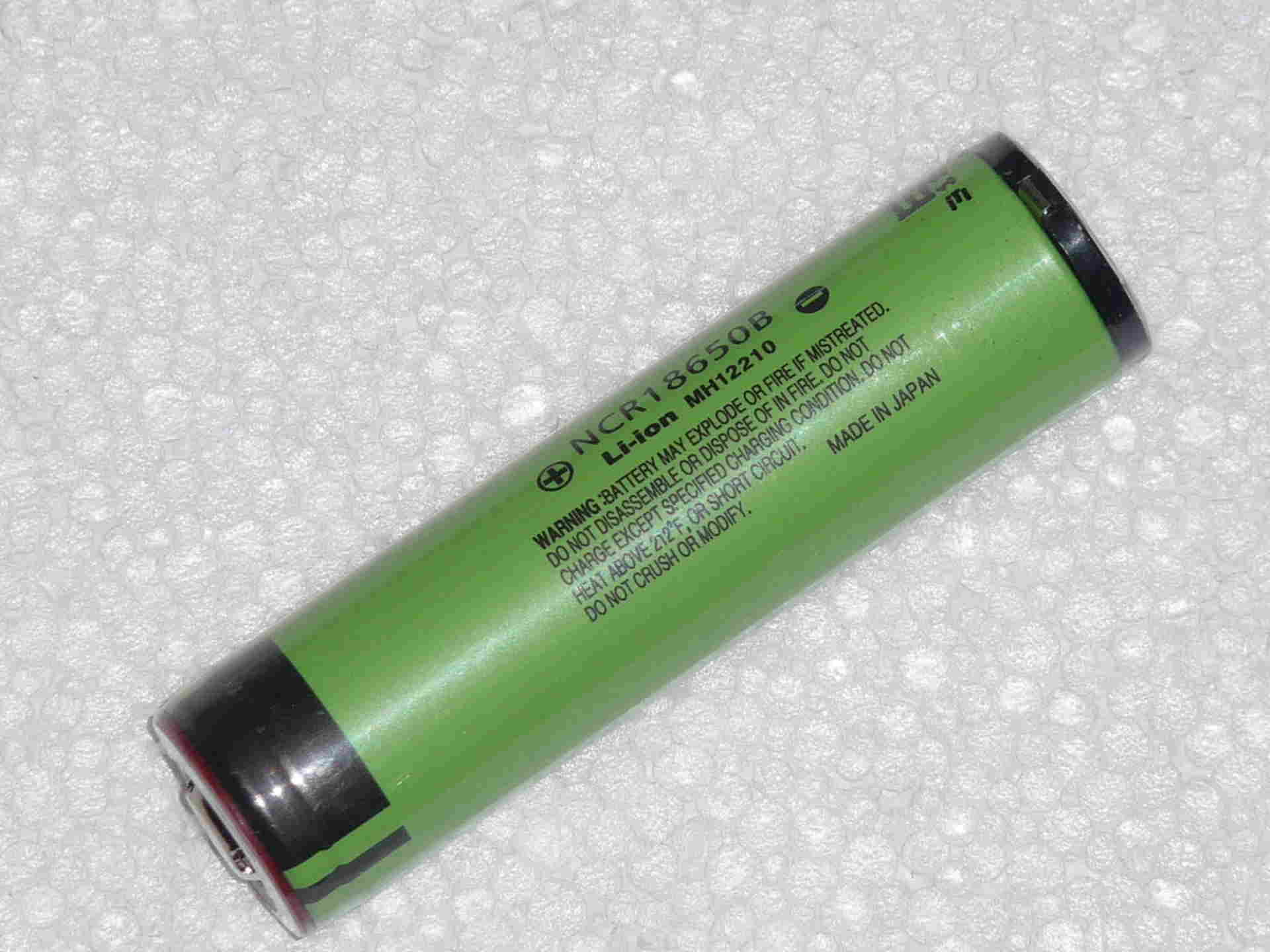 2v makita. 2v. 4v. 2a, 2600mah, icr18650-26f). Аккумулятор samsung 18650.