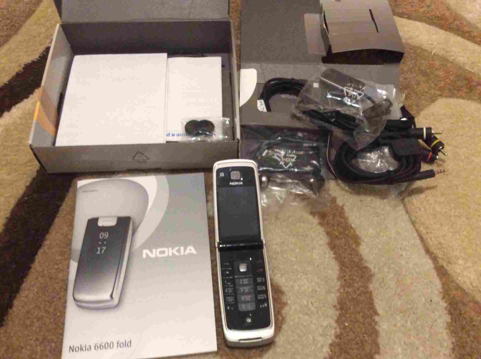 Телефоны мск. Nokia 6600 Fold. Нокиа 6600 фолд. Nokia 6600 Fold 3 uk. Nokia 6600 Fold инст.