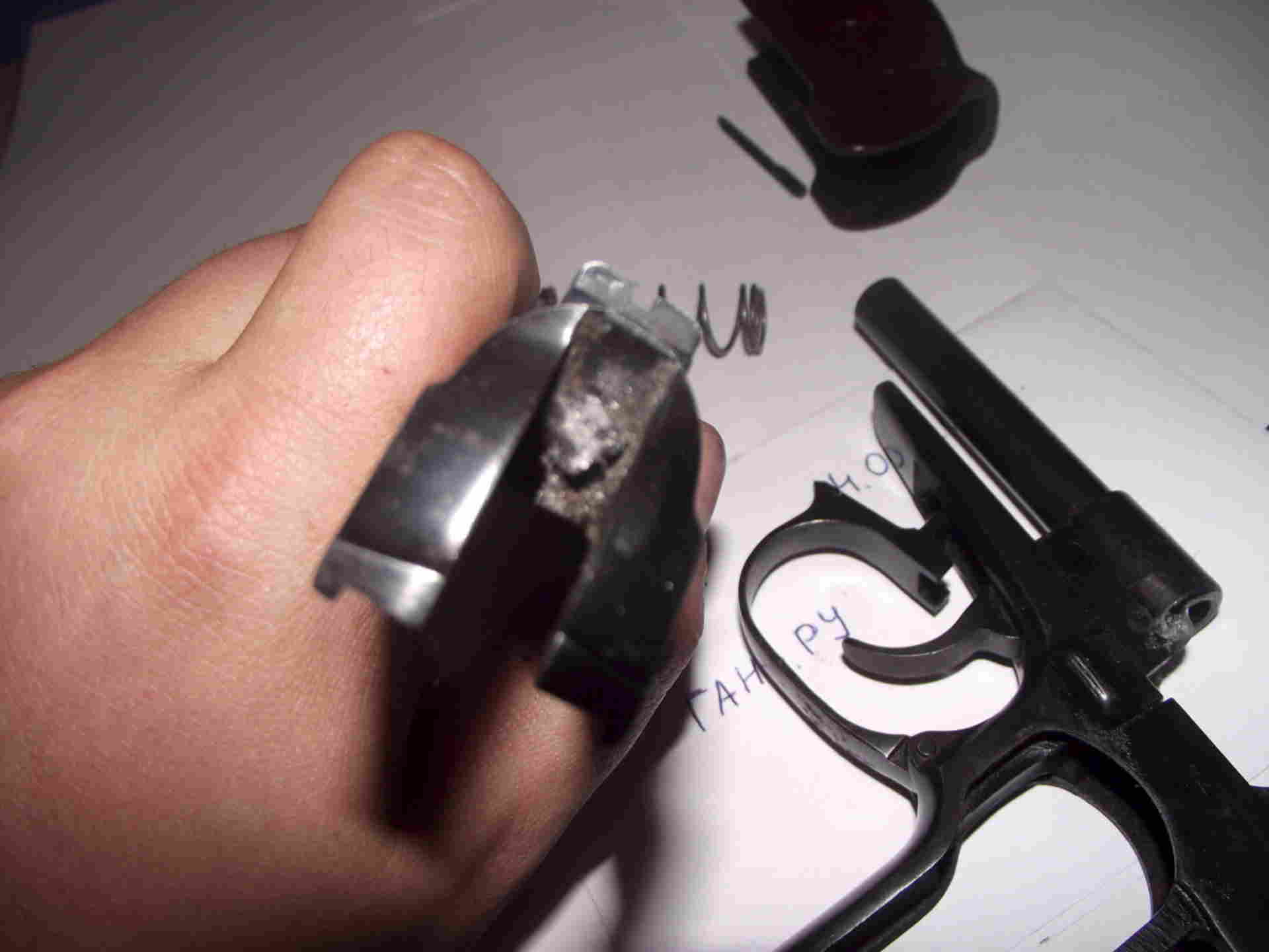 Поворотный затвор ак-47. Боек пистолета пм. Спилить боек. Пм 311 головка. Ударник свд.