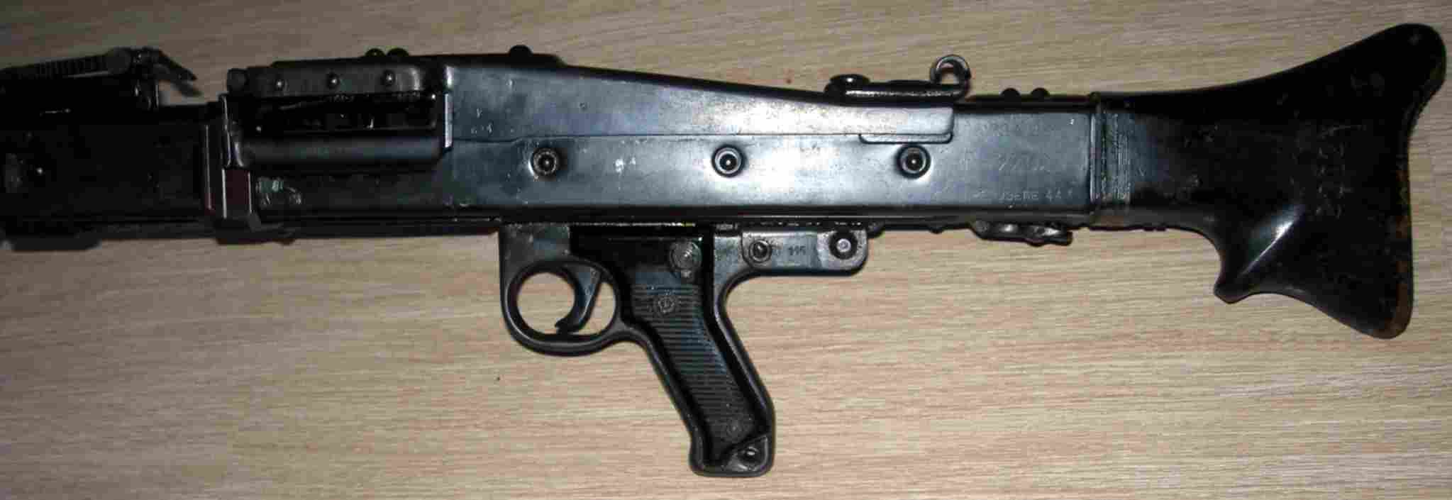 Рукоятка на иж 53 м. Рукоятка иж 53. Застава м53 пулемет. Задник иж-53. Иж 53.