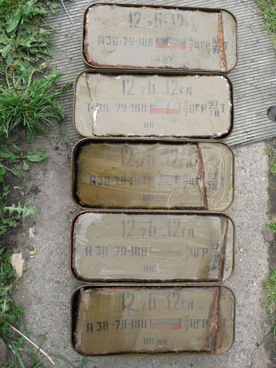 Сколько цинков в ящике. Снайперские патроны 7. 62х54. 62 54. Цинк с патронами 7.