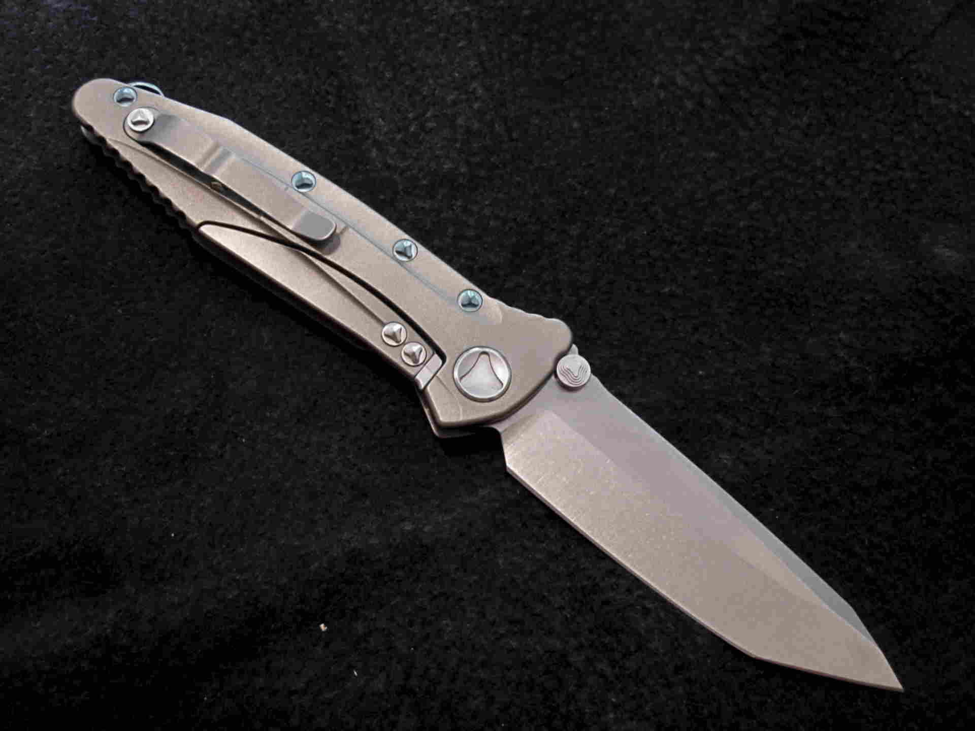 Нож microtech g10. Microtech socom delta titanium. Cpm d2. Microtech socom alpha. Микротеч утх 85 с зеленым клинком.