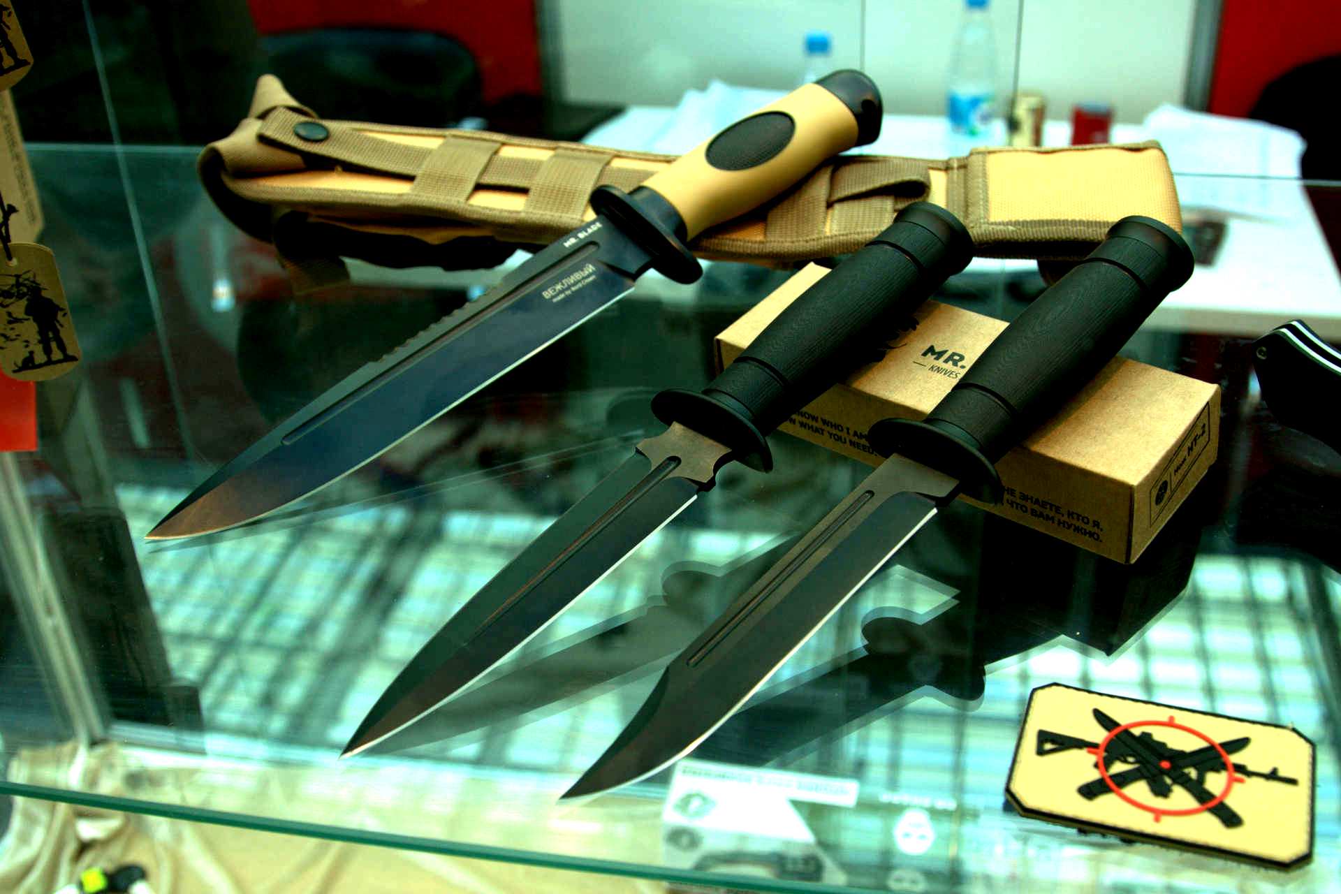 Knife 1. Нож диверсант Mr.Blade. Mr Blade ht1 моддинг. Кинжал МР блейд. Нож диверсант (Saboteur).