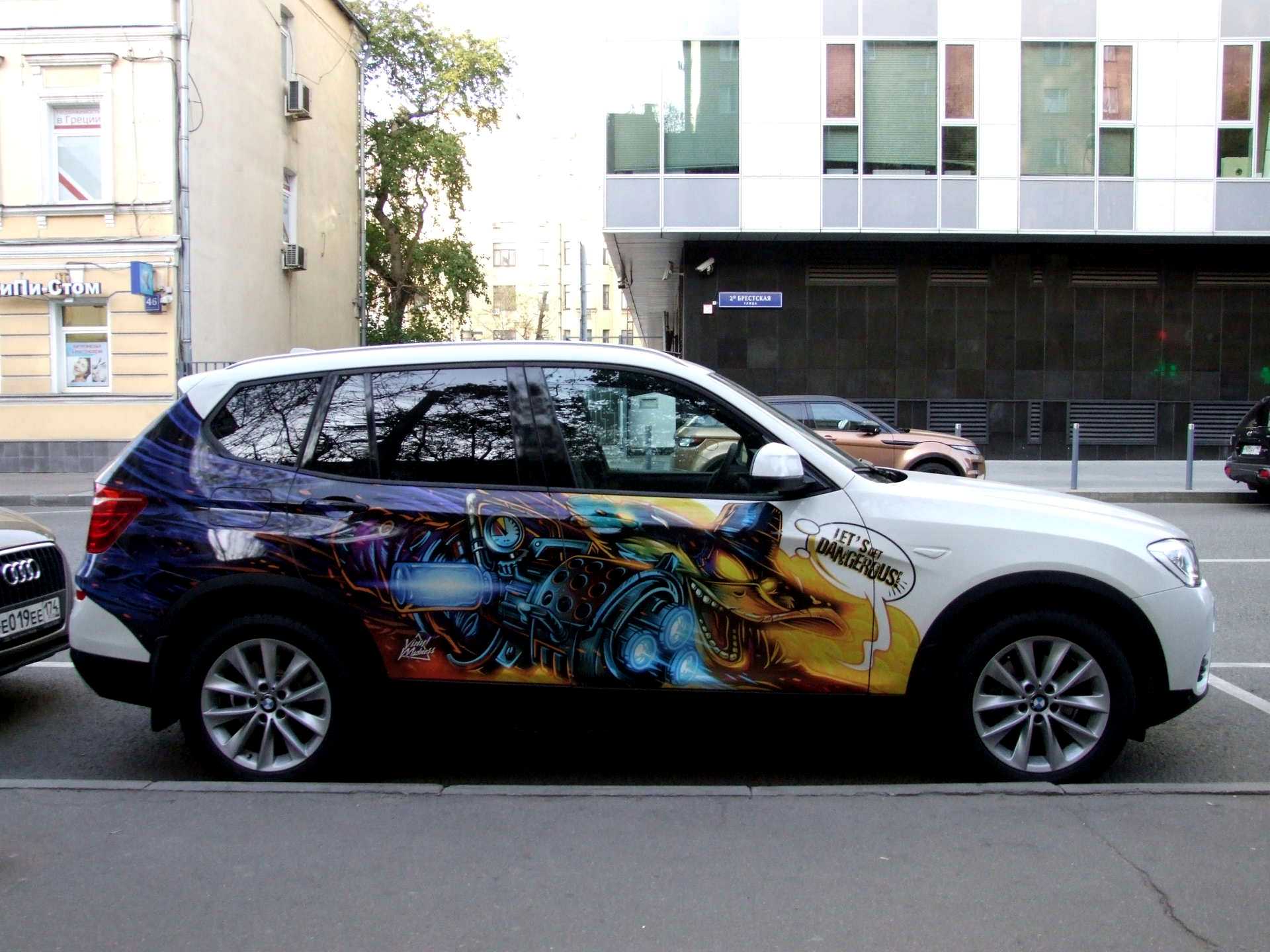 аэрография на гоночный авто. аэрография автозвук. аэрография. художественное аэрографии. аэрография на авто дракон.