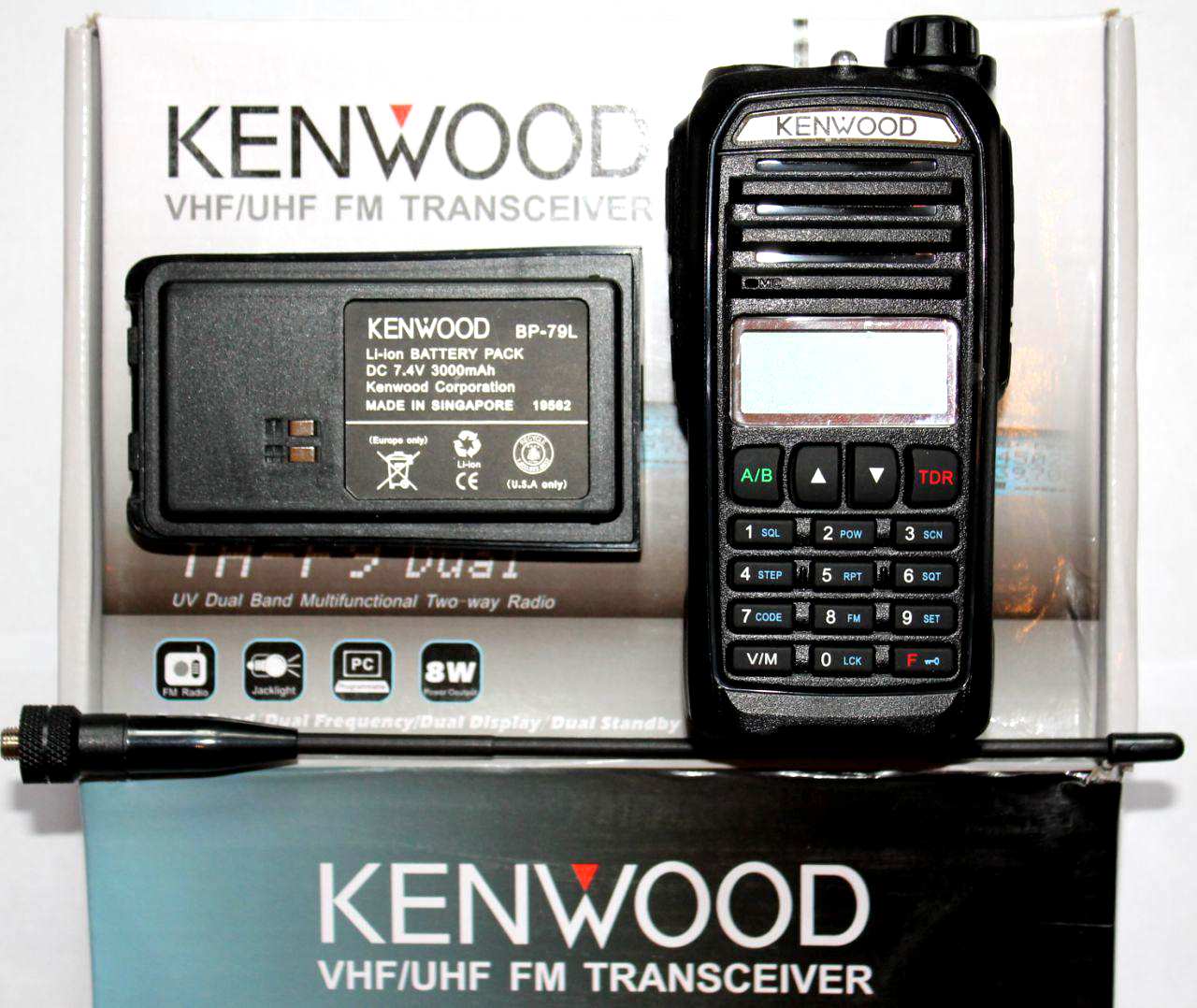 Kenwood th f10. Кенвуд баофенг. Рация Kenwood th-f9 Dual. Рация Кенвуд 340. Рации Пуксинг.