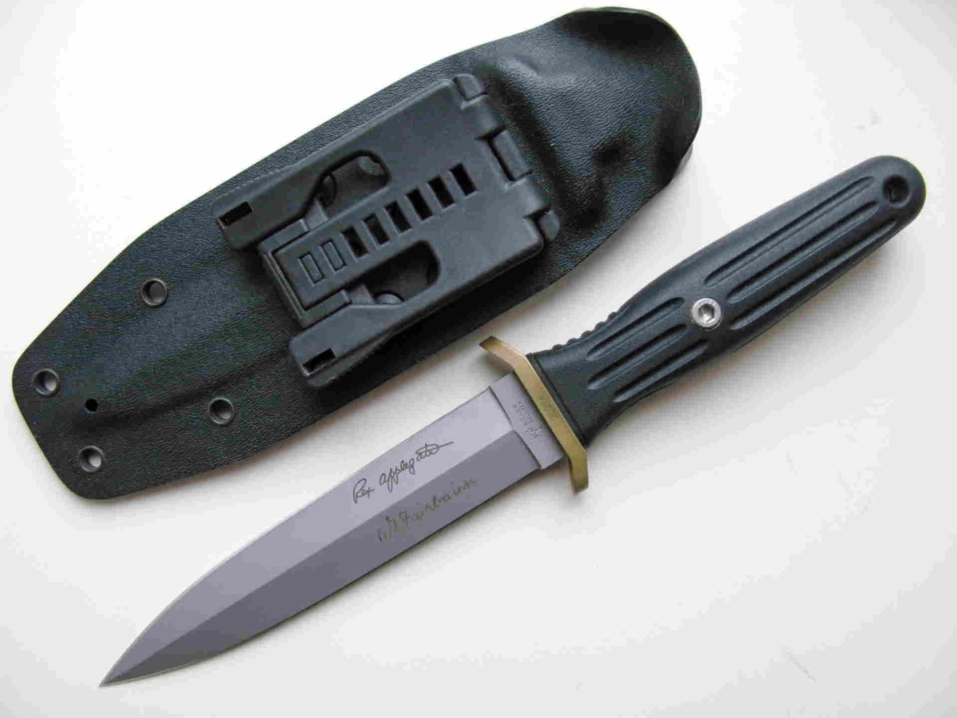 Эпплгейт фэрбэрн комбат ii. Нож Boker Applegate-Fairbairn. Boker Applegate Fairbairn 2. Нож Applegate-Fairbairn Combat 2. Кинжал Boker Applegate-Fairbairn Combat II.