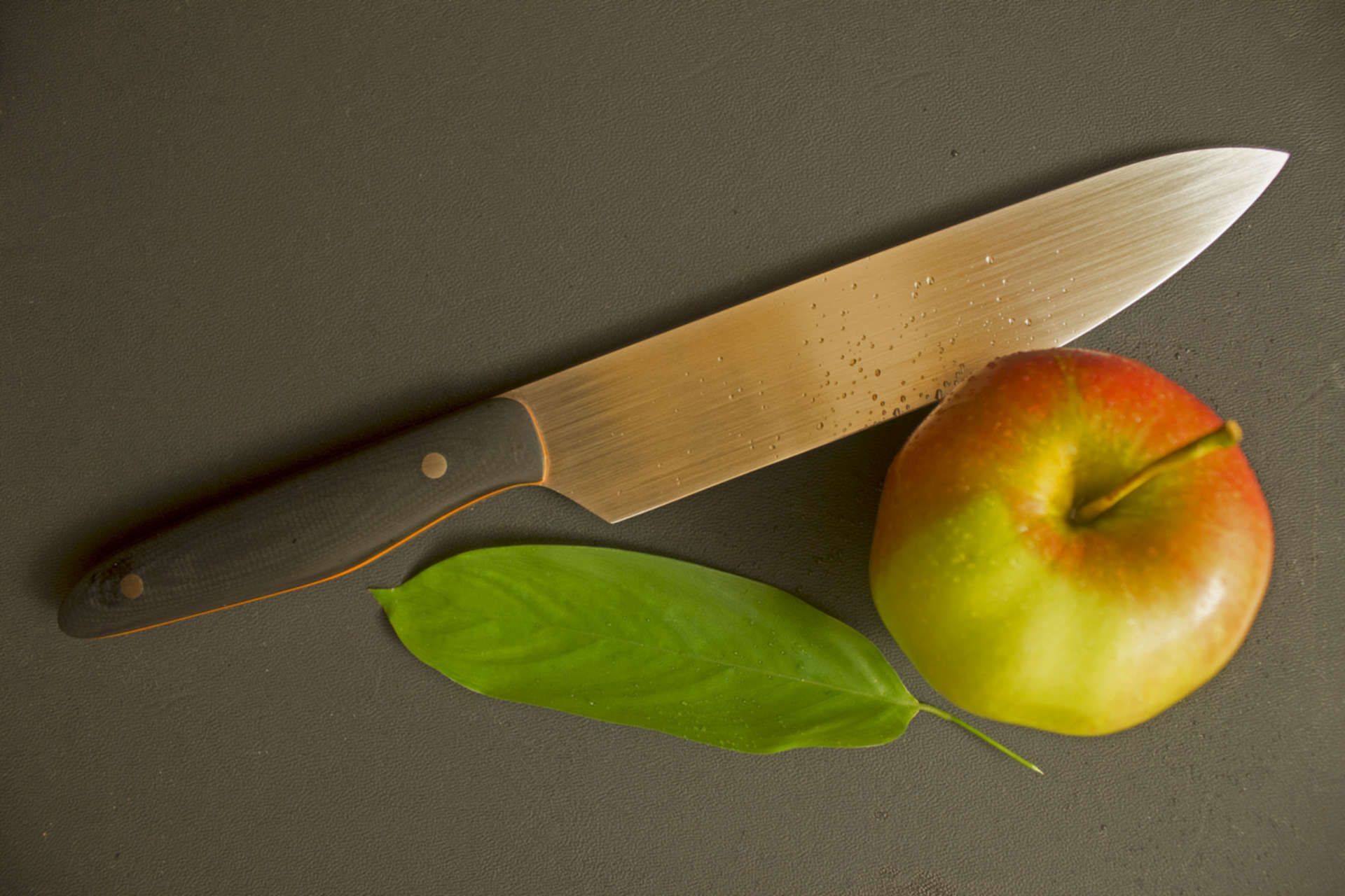 Сделать кухонный нож. Нож с накладками из рога. Нож с накладками обмоткой. Чук смастерил себе из кухонного ножика.