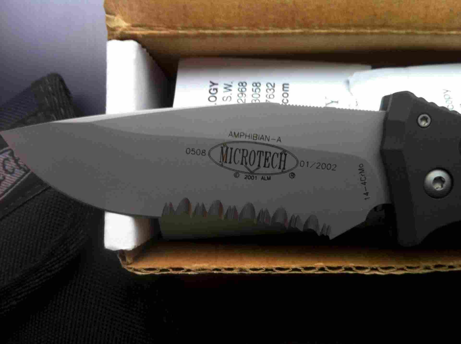 Полусерейторная заточка. Microtech amphibian. Стоунвош своими руками. Нож амфибия. Microtech amphibian carbon.