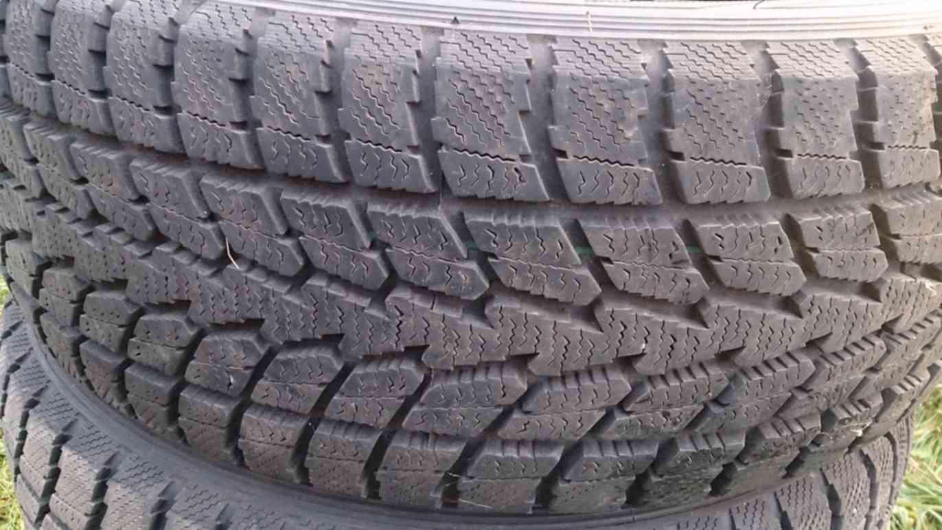 235 r18 зима. Toyo Winter Tranpath s1. Toyo Winter Tranpath s1 235/60 r18. Toyo 235/55 зимняя. Toyo 235/55r18 зима.